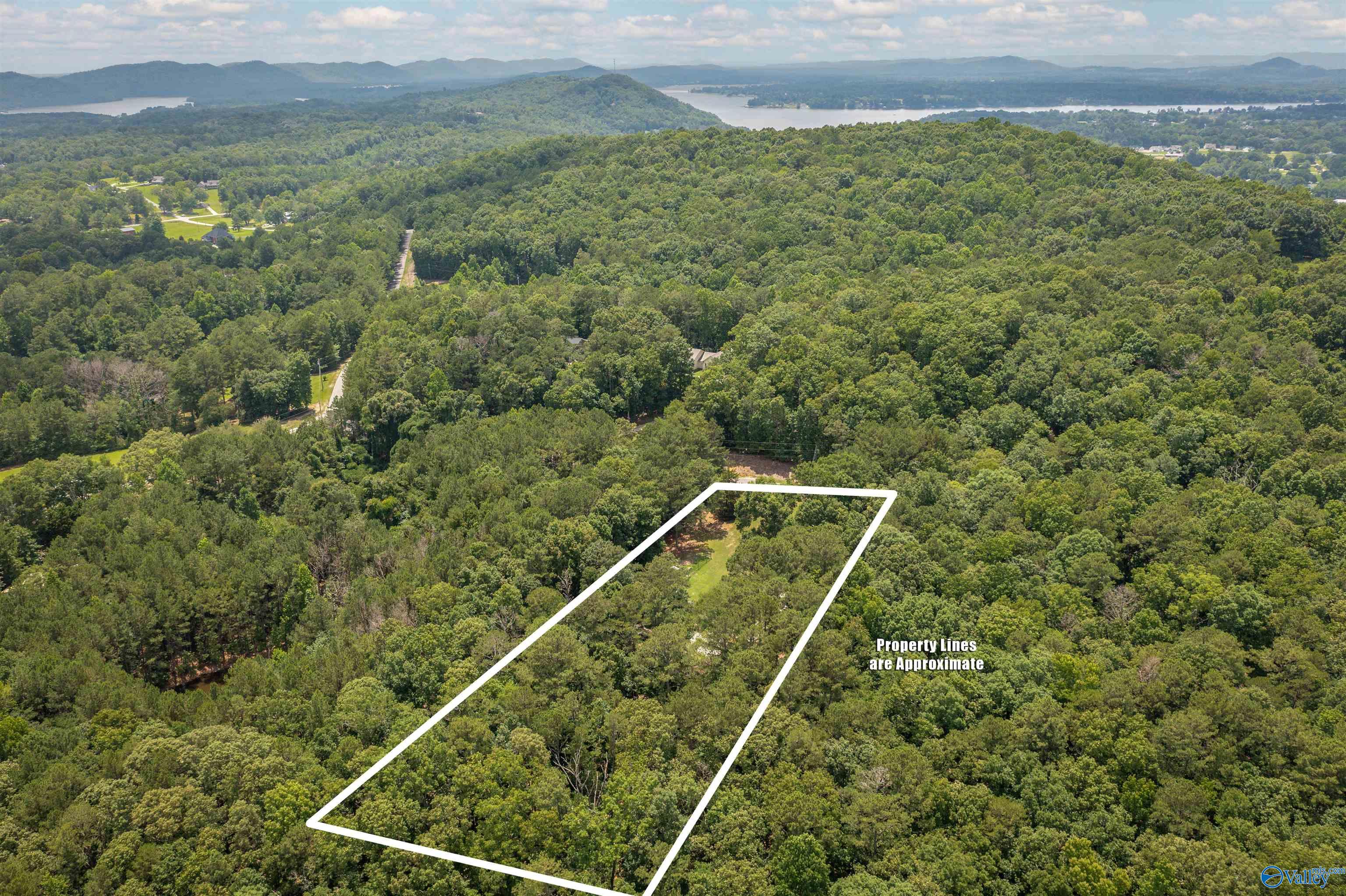 4699 Mountain Shadows Trail