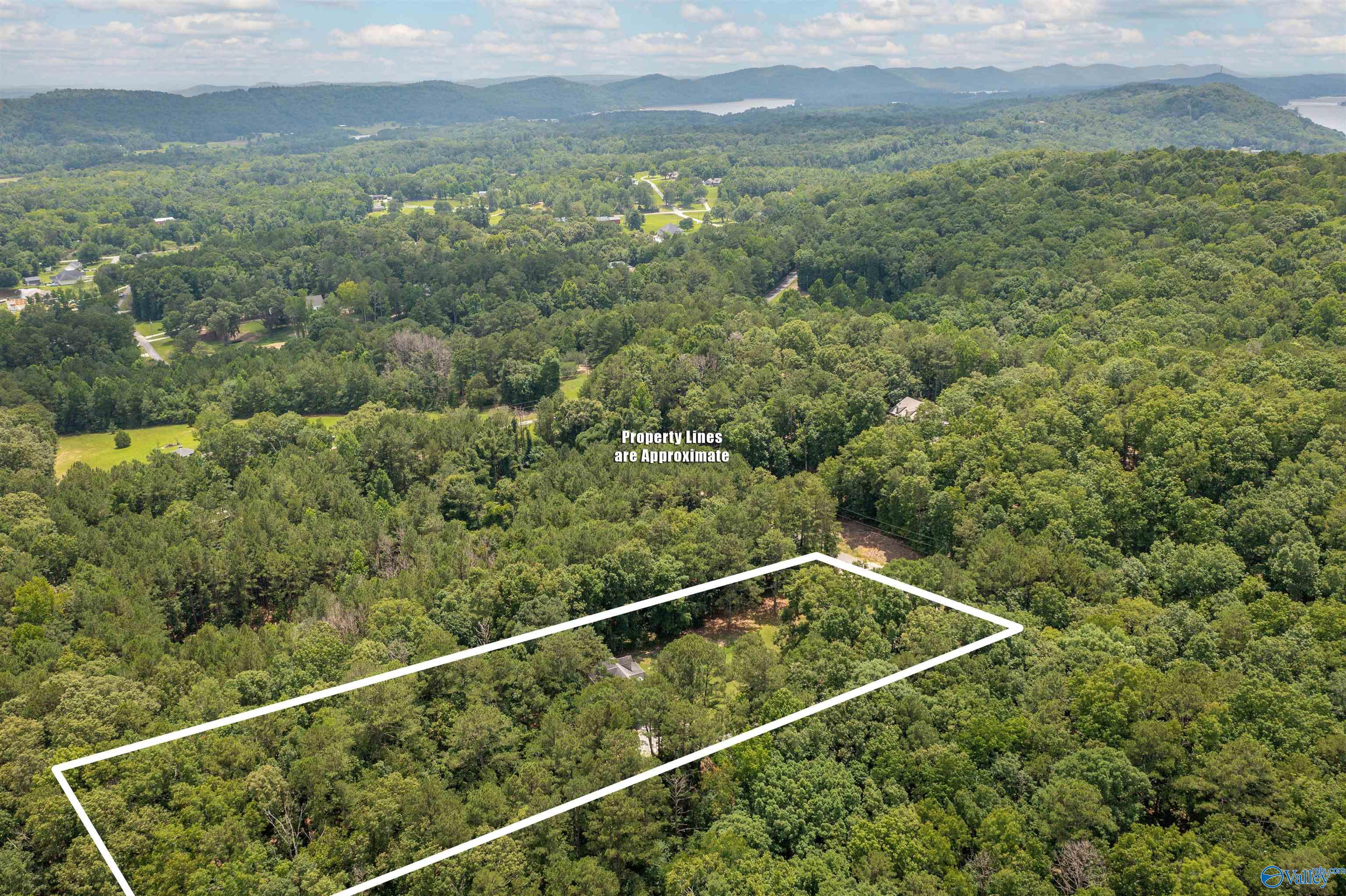 4699 Mountain Shadows Trail