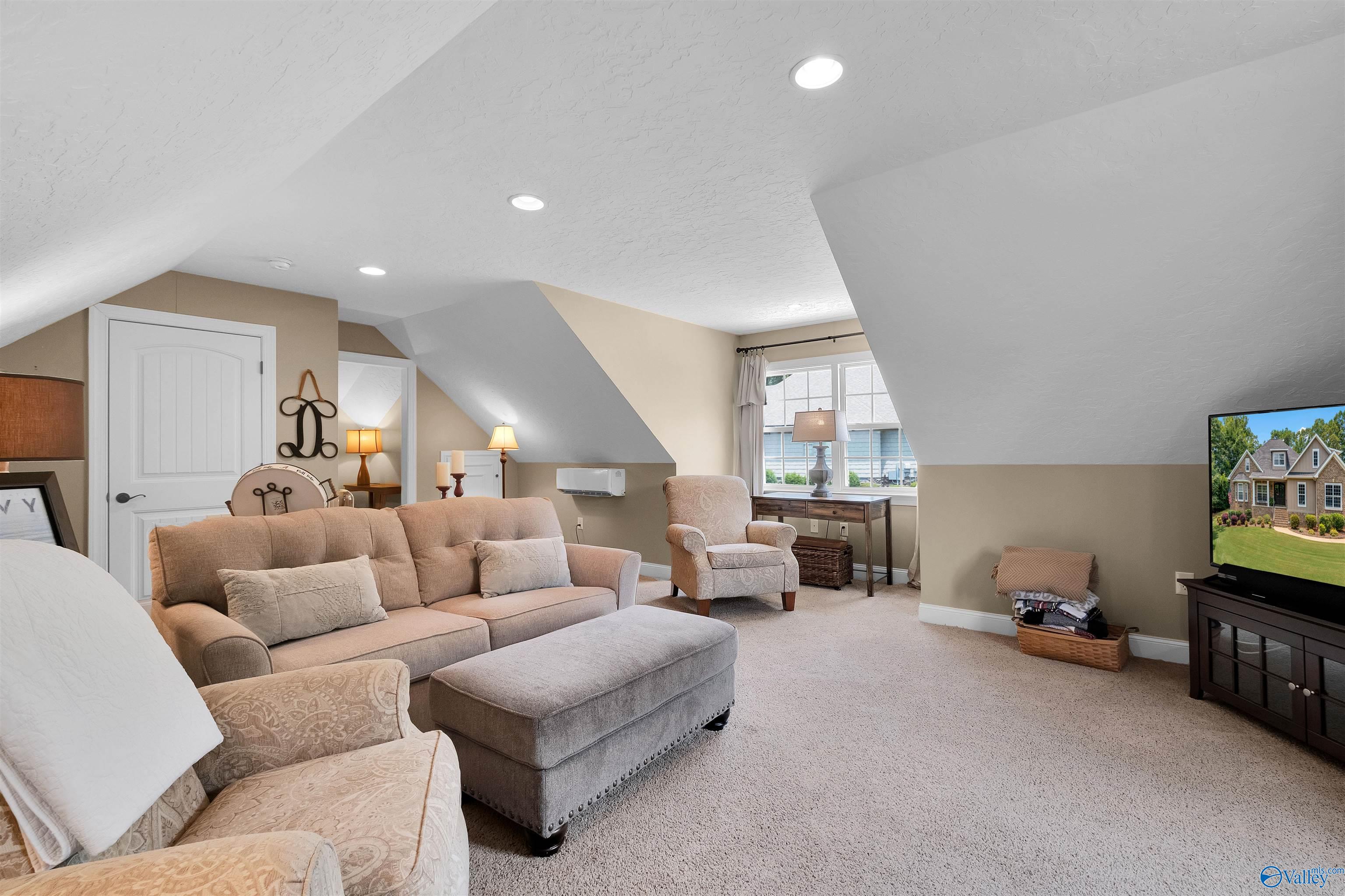 240 Oak Leaf Lane