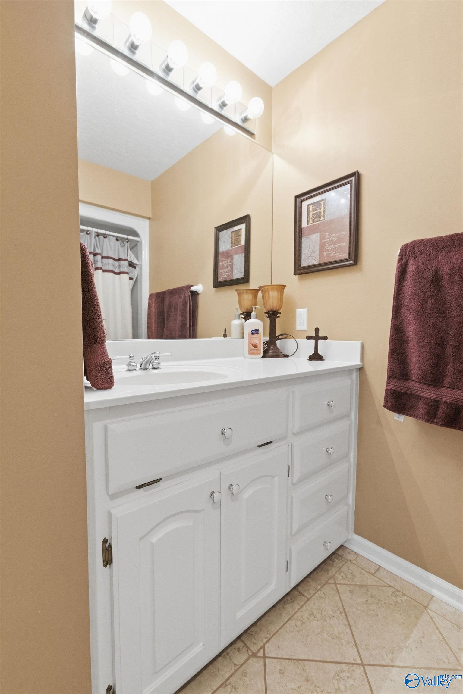 3605 Williams Street