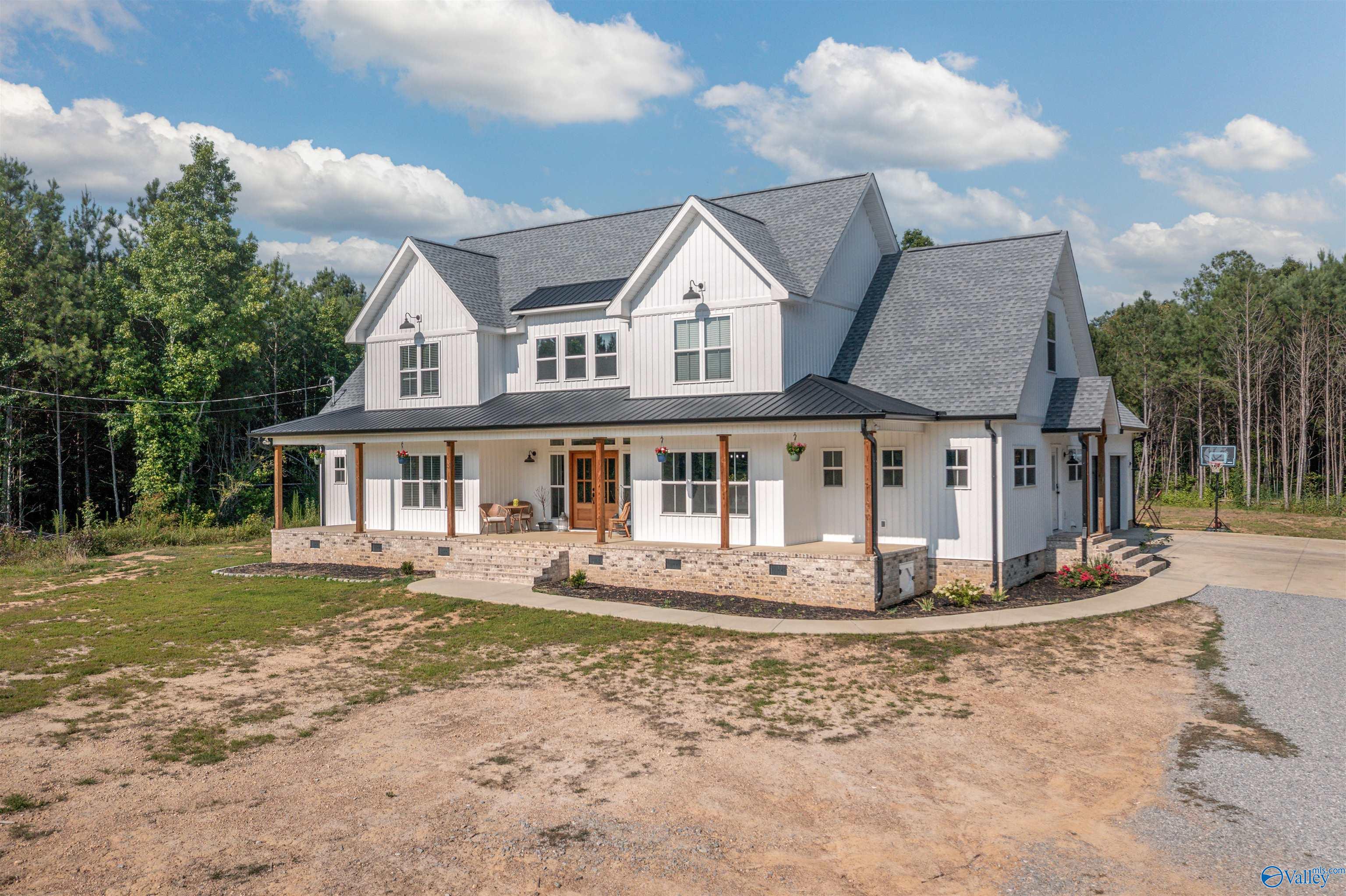 1380 Websters Chapel Rd