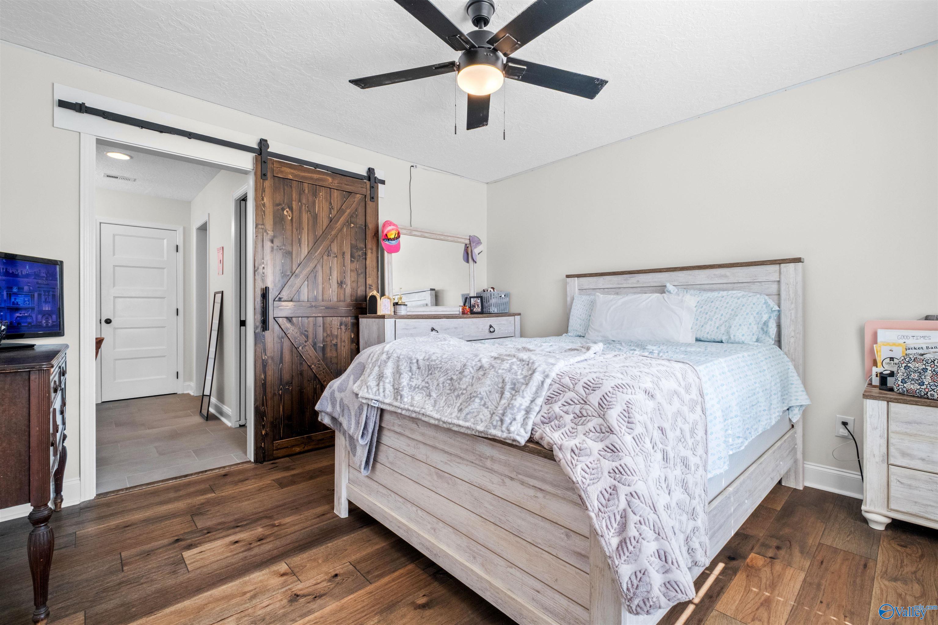 1380 Websters Chapel Rd