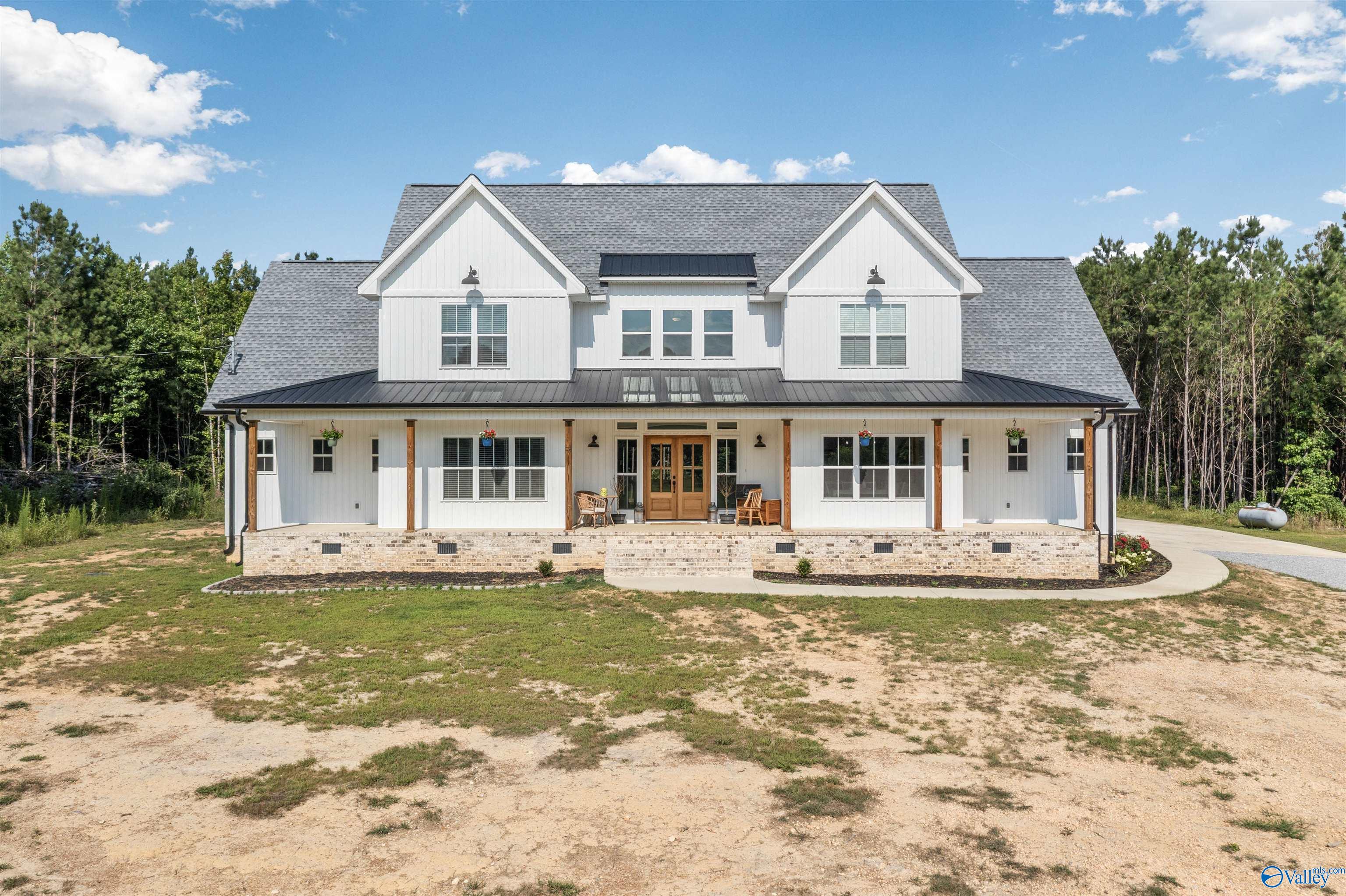 1380 Websters Chapel Rd