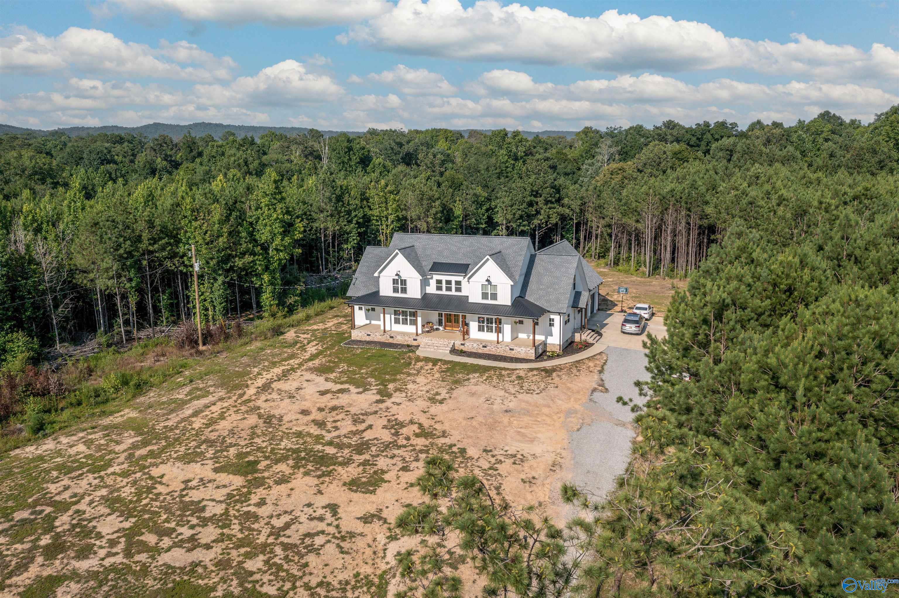 1380 Websters Chapel Rd