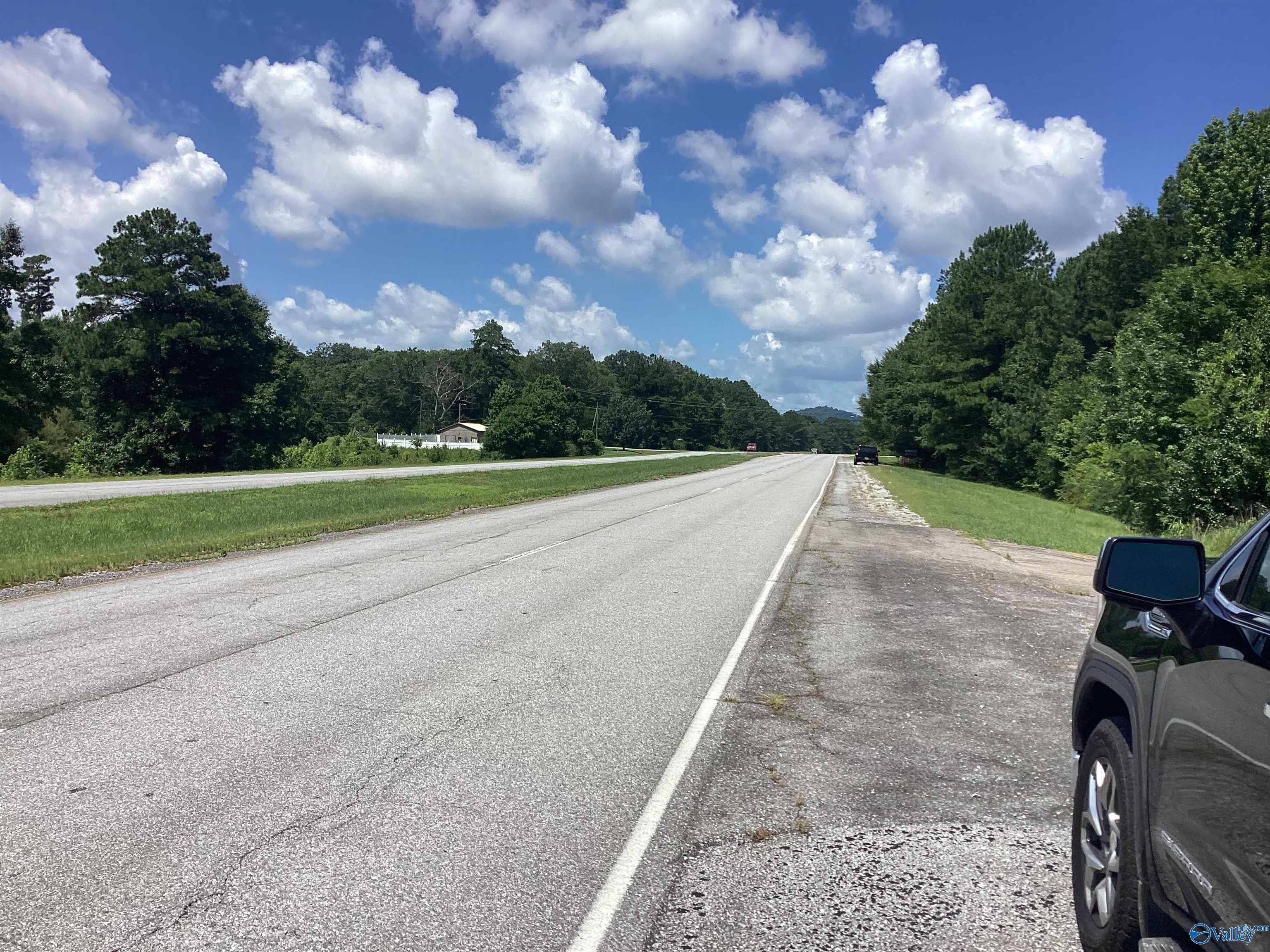 100x155 Gray Road