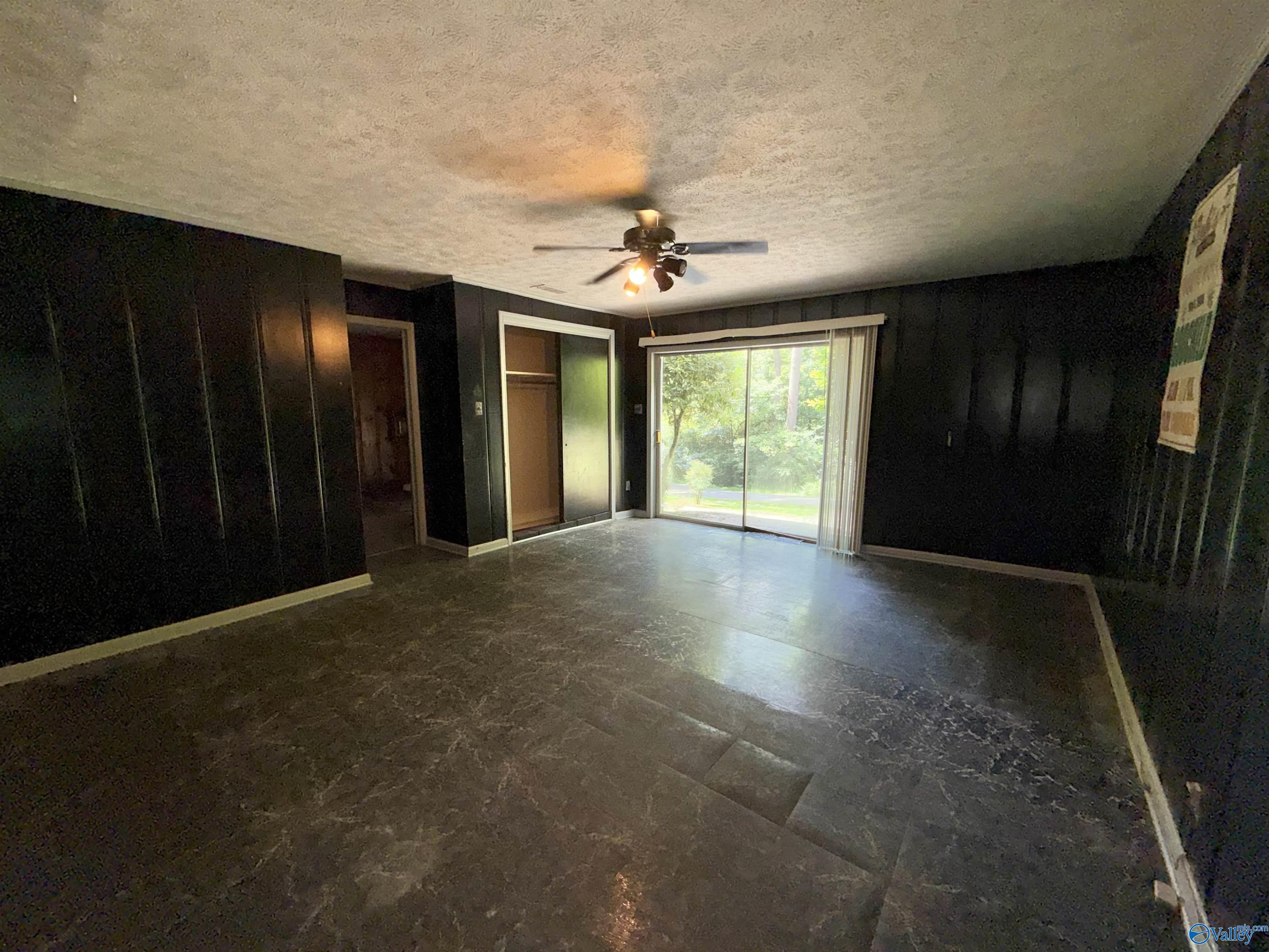 2401 Red Oak Road