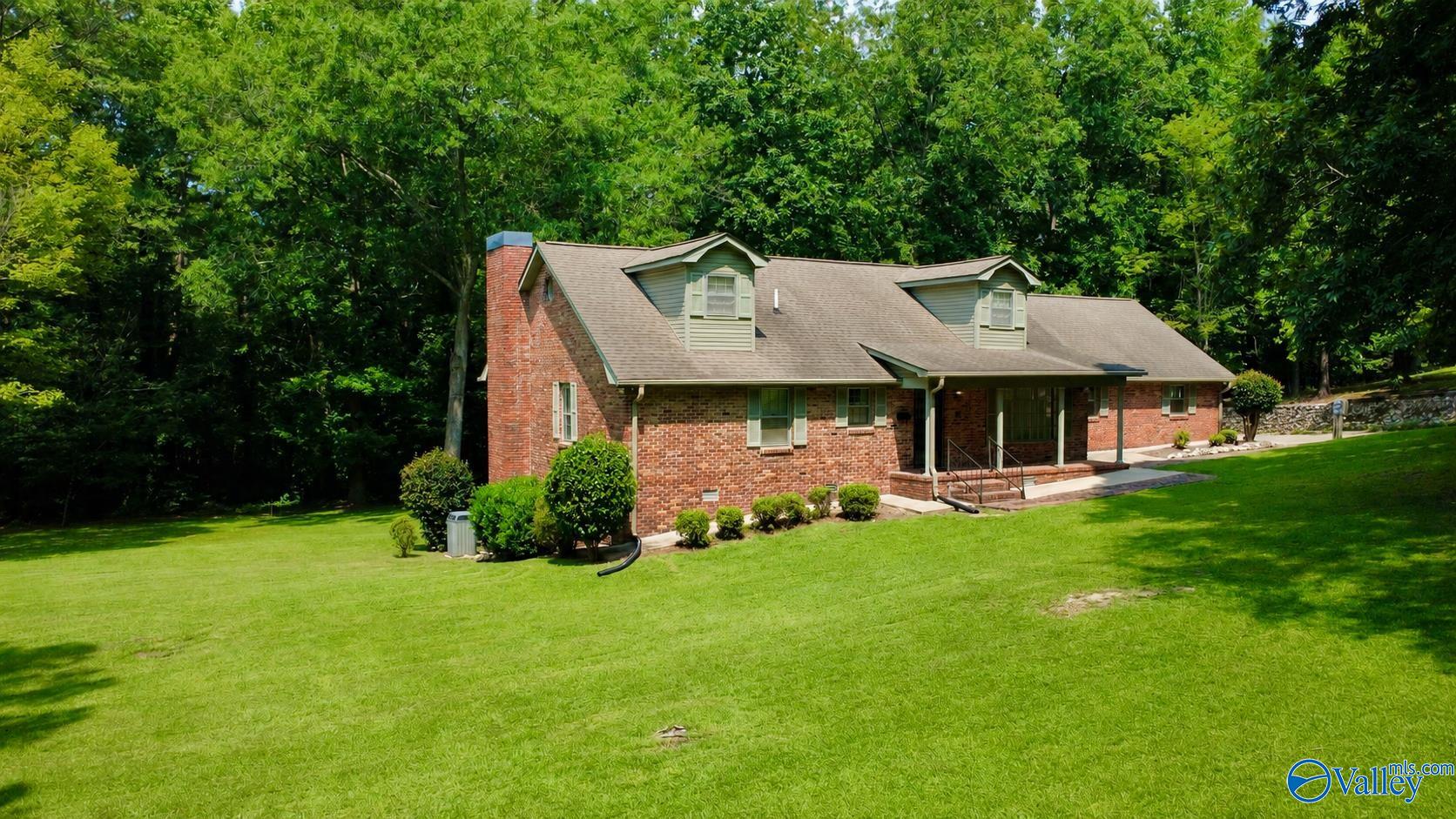 424 Shamrock Lane