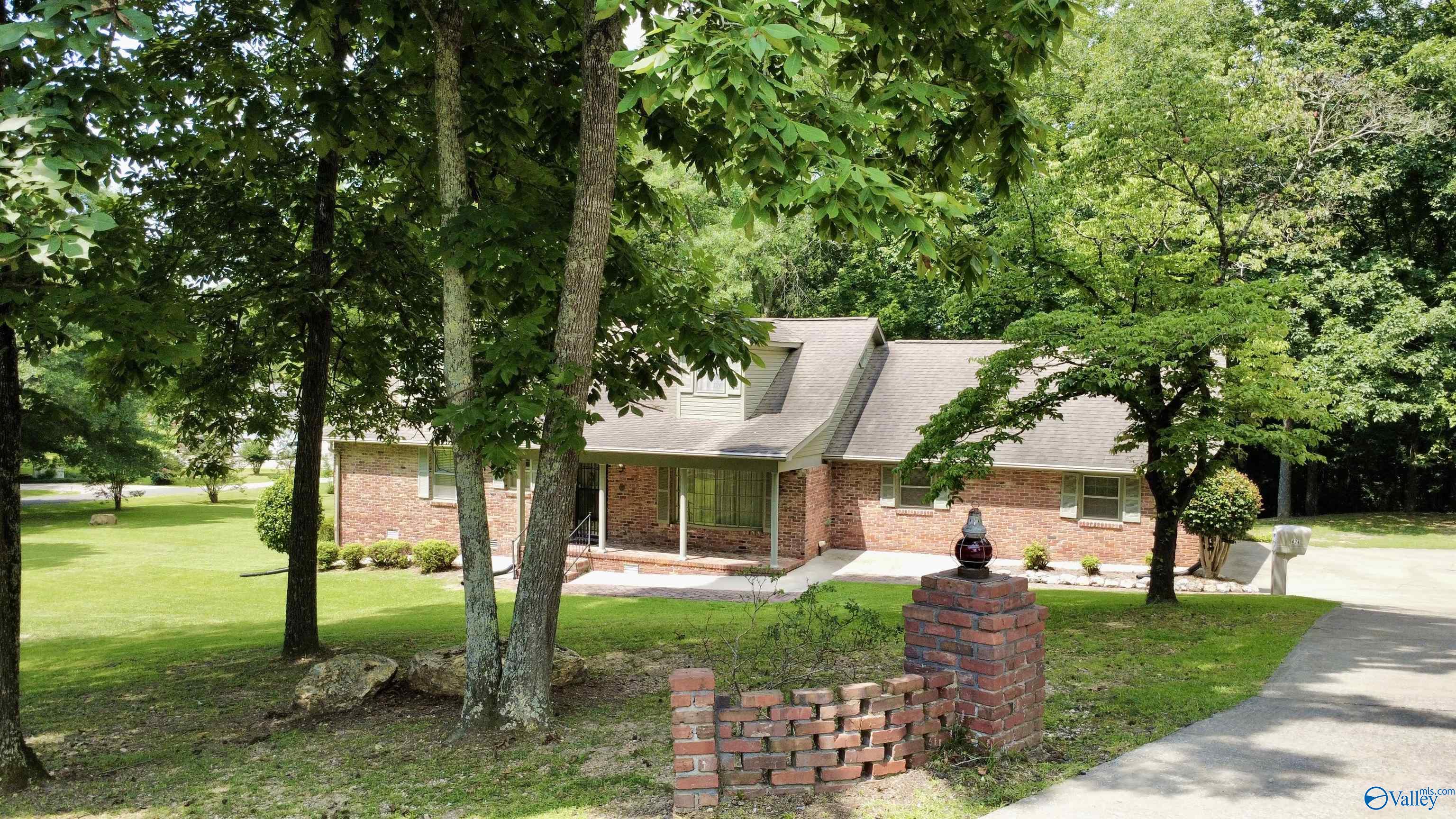 424 Shamrock Lane