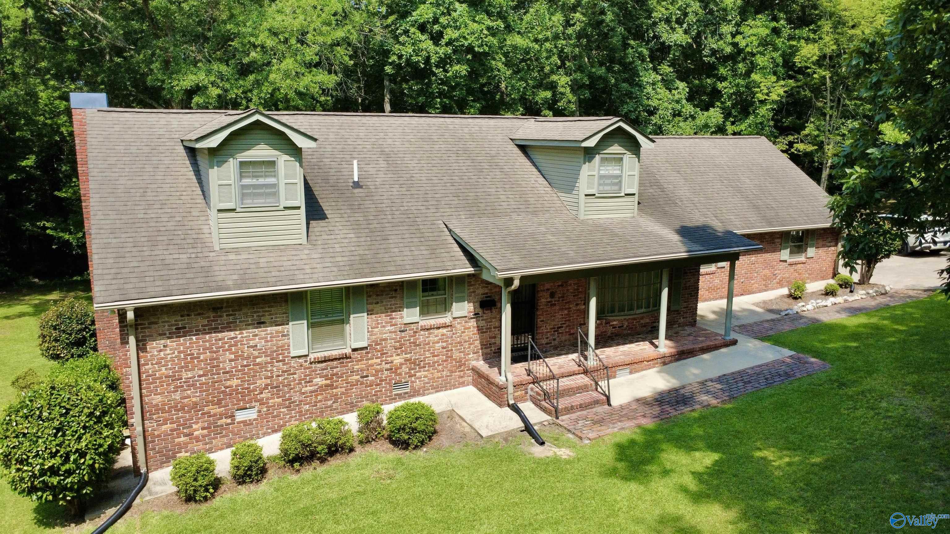 424 Shamrock Lane