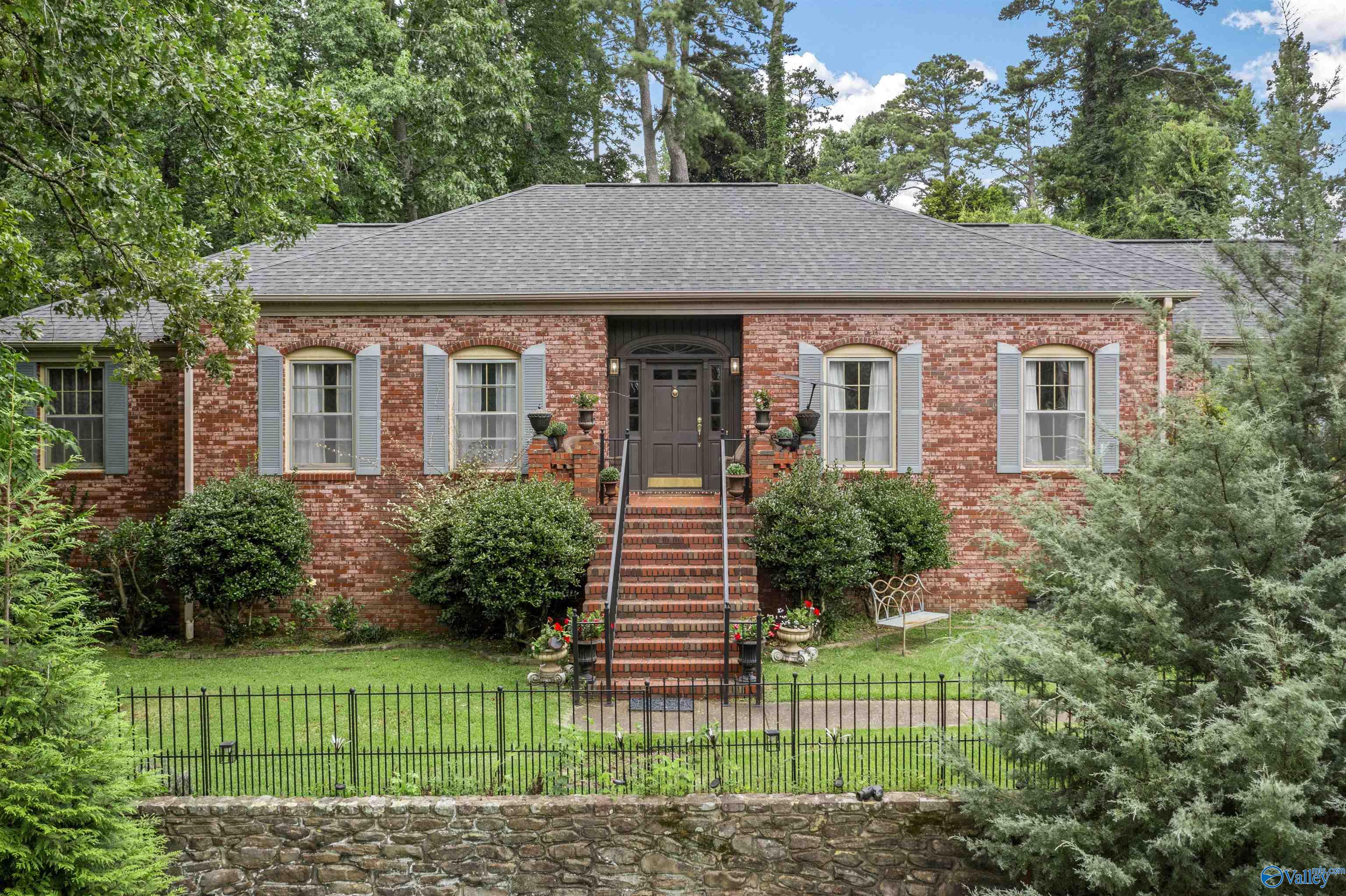 2400 Red Oak Road