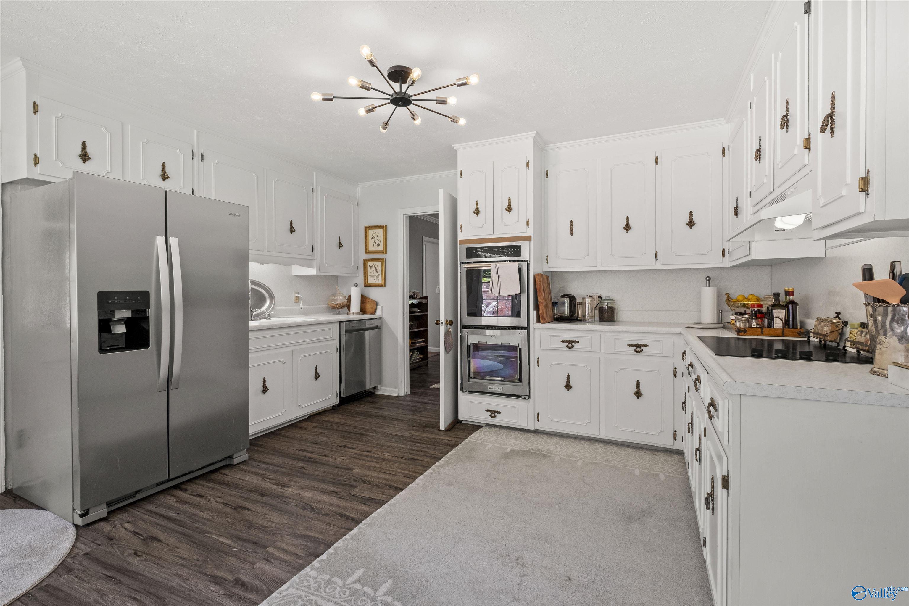 2400 Red Oak Road