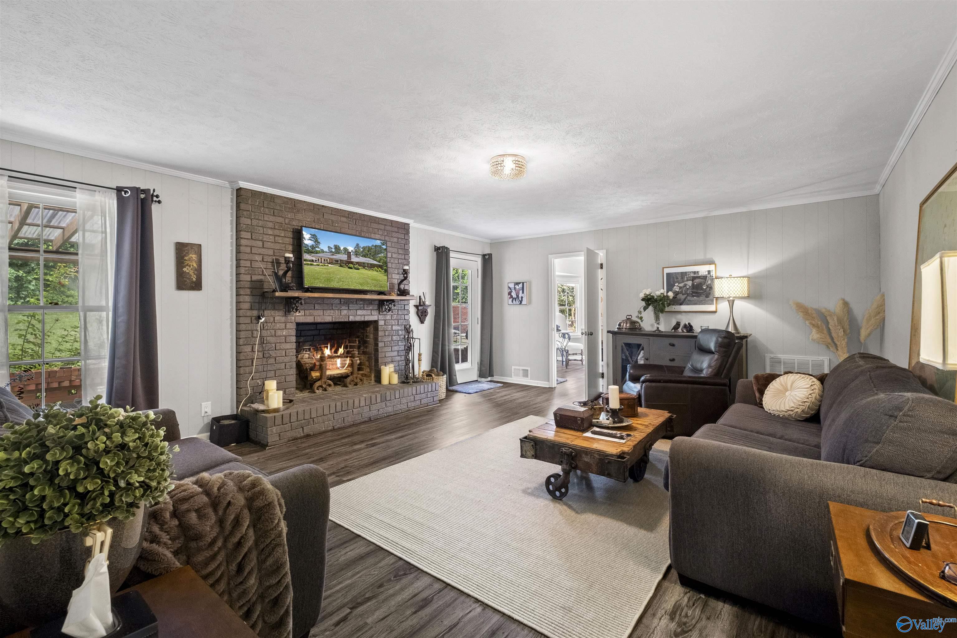 2400 Red Oak Road