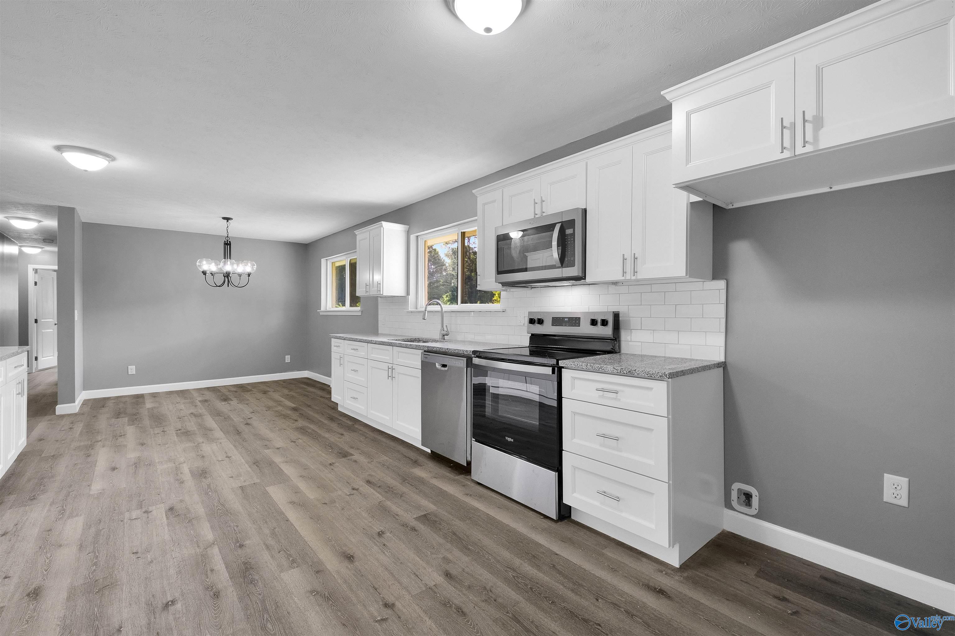 2702 Sunset Drive