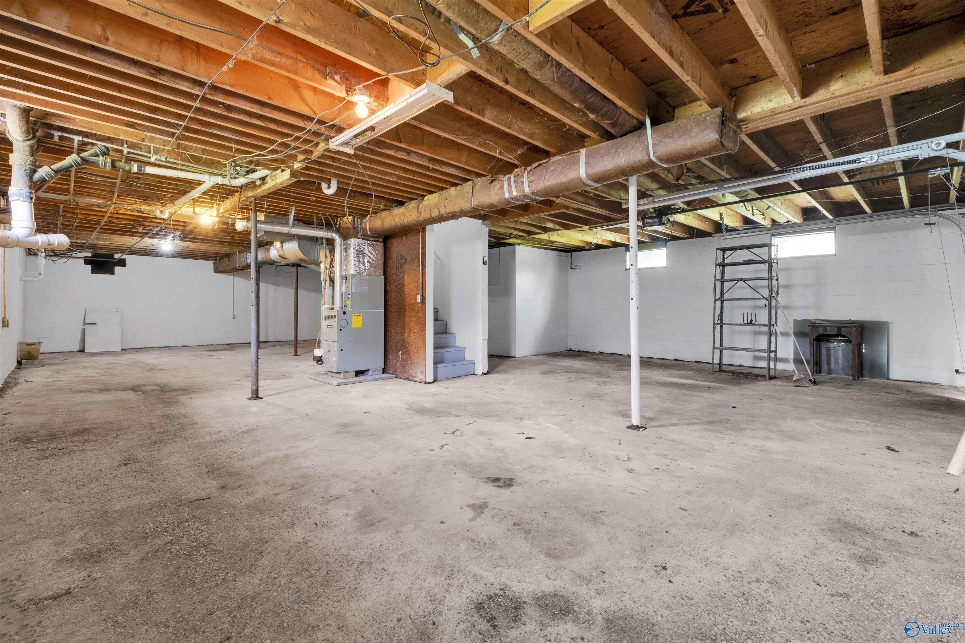 2702 Sunset Drive