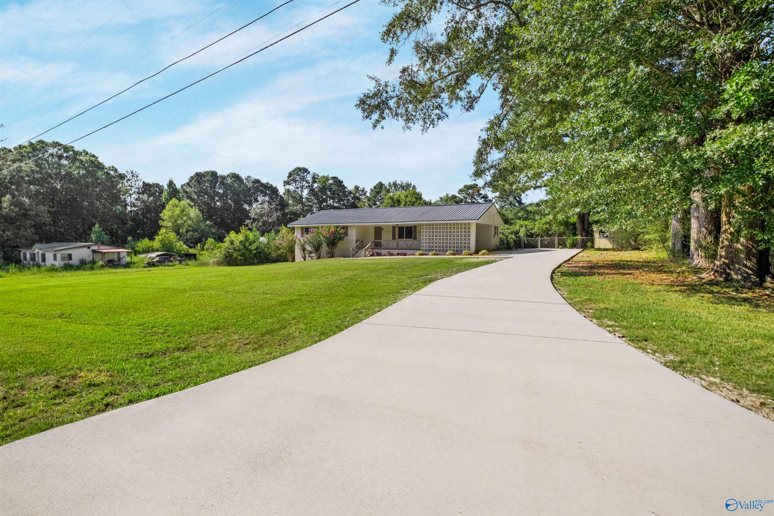 2702 Sunset Drive