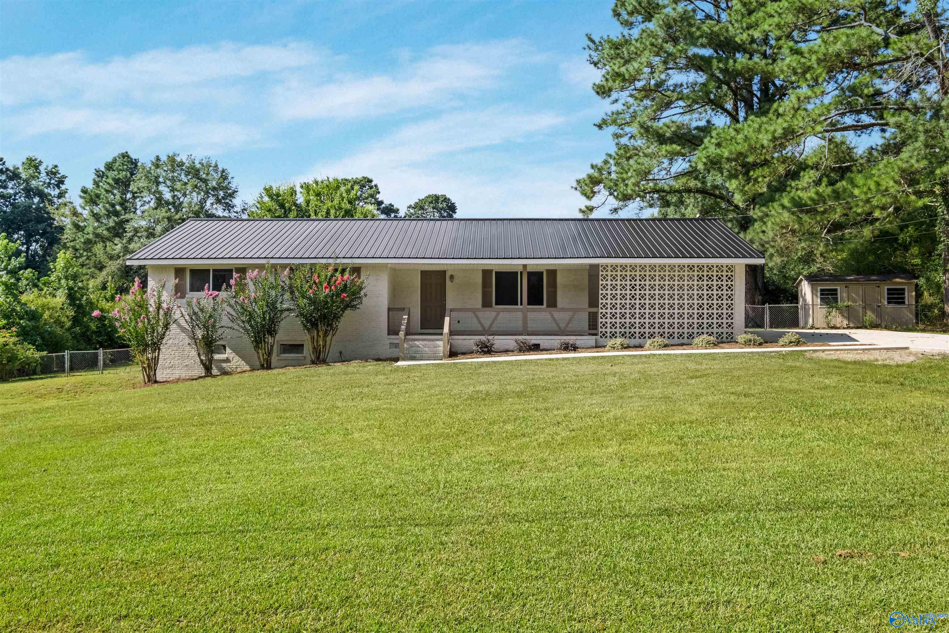 2702 Sunset Drive