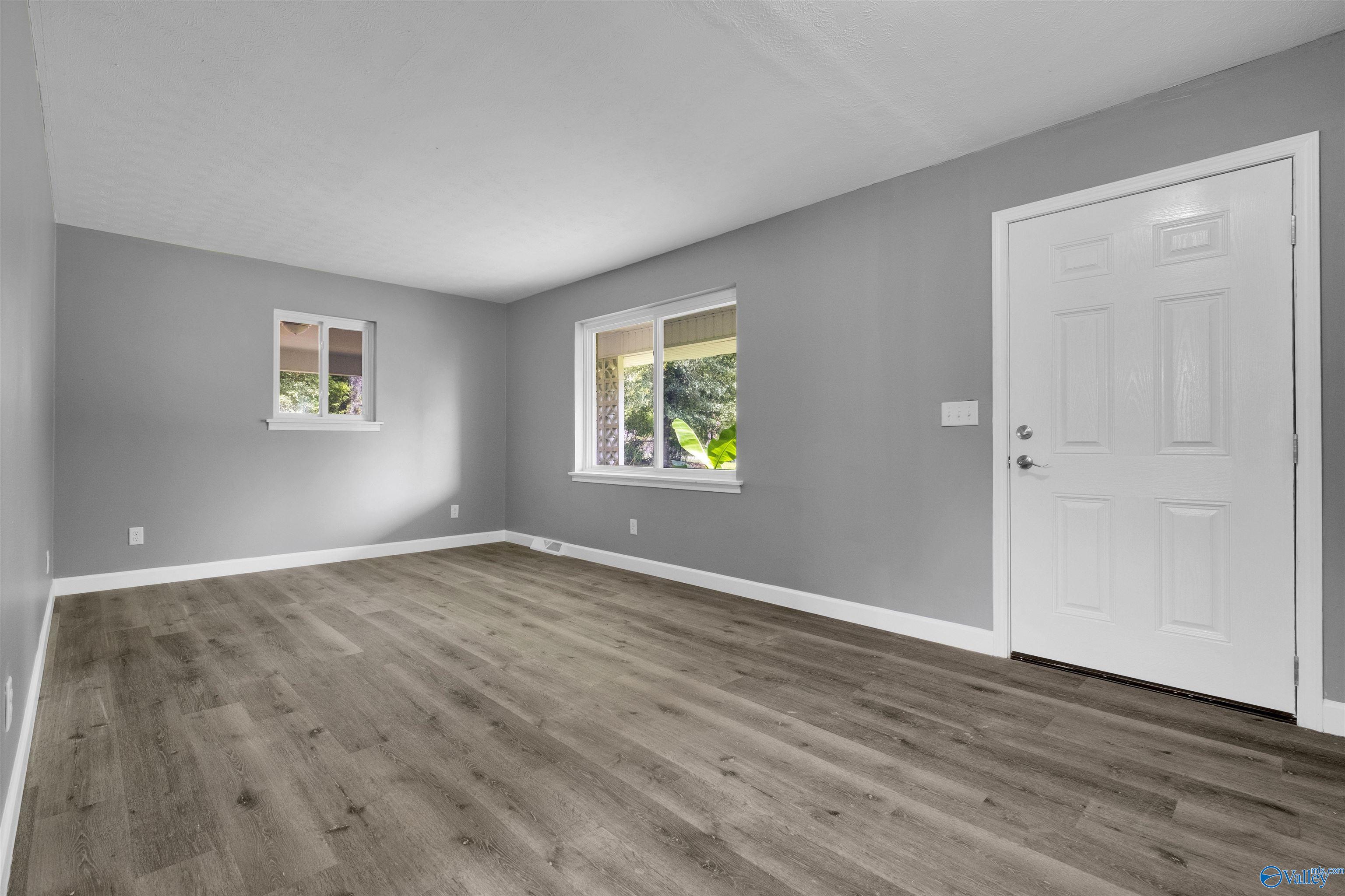 2702 Sunset Drive