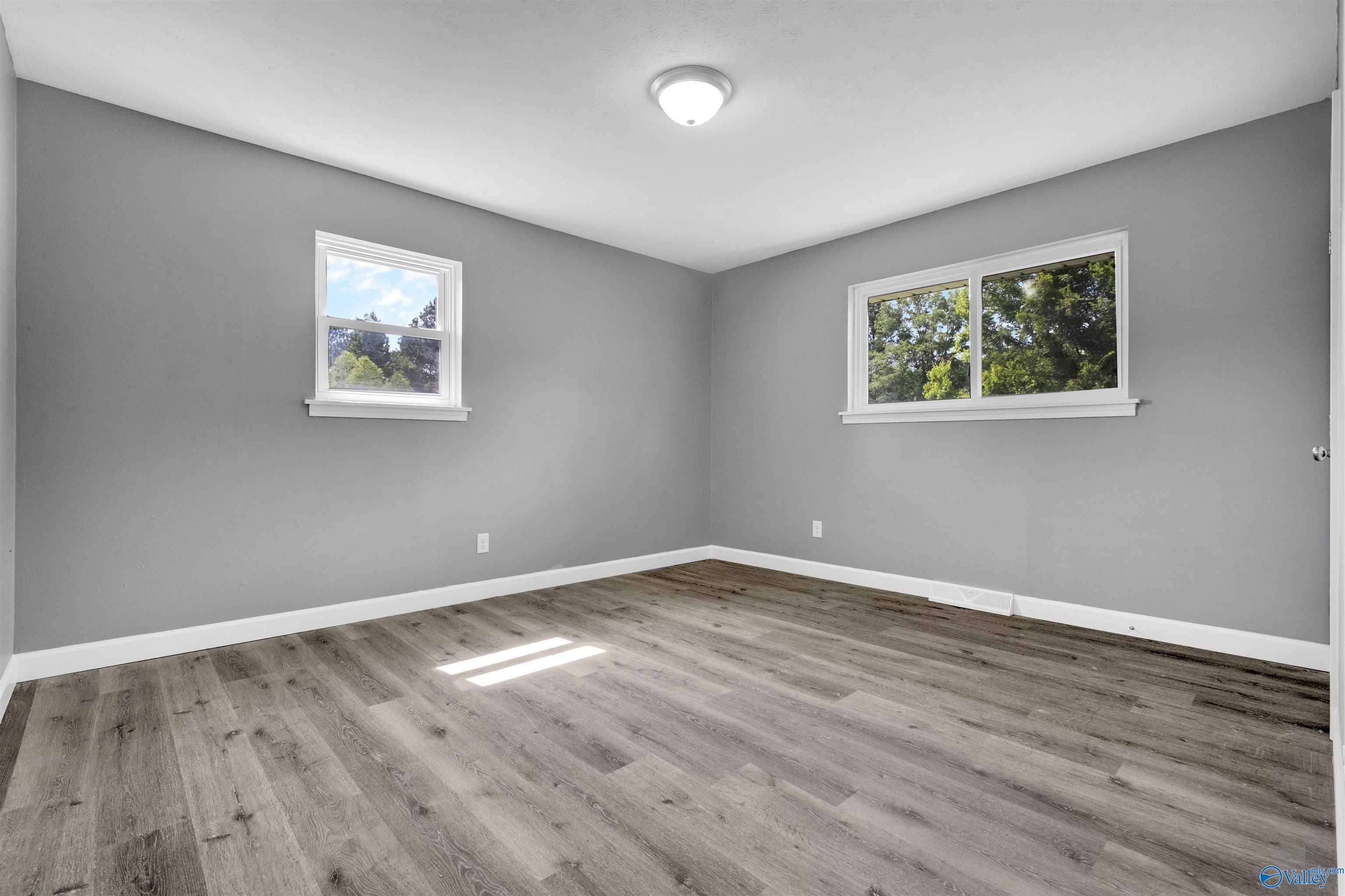 2702 Sunset Drive