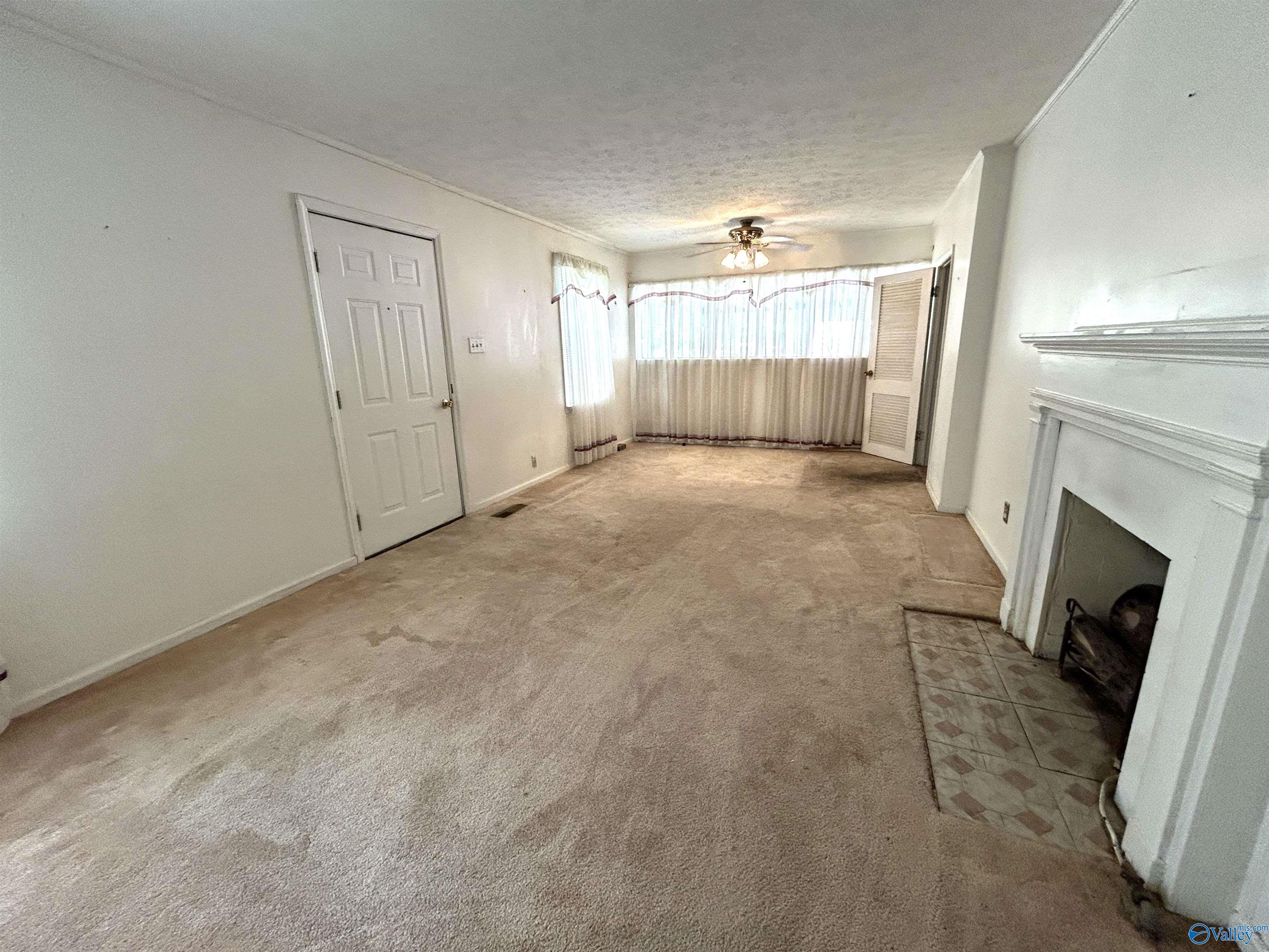 406 Herzberg Circle