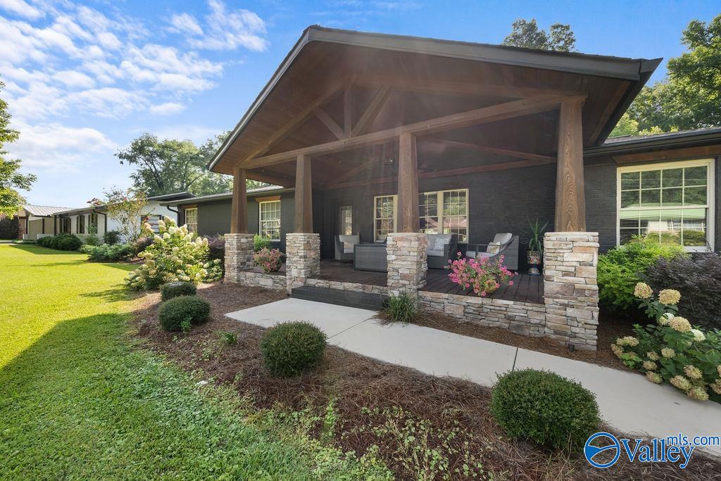 213 Tabor Road