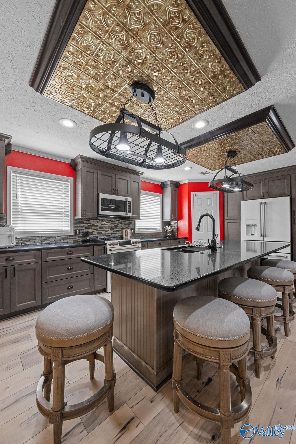 606 Red Eagle Road