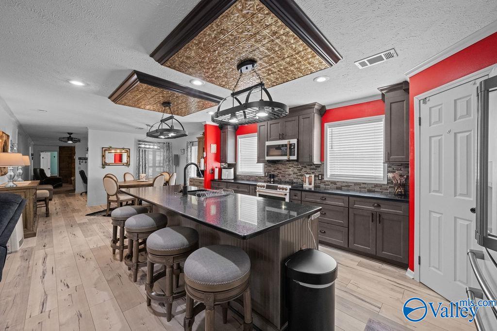 606 Red Eagle Road