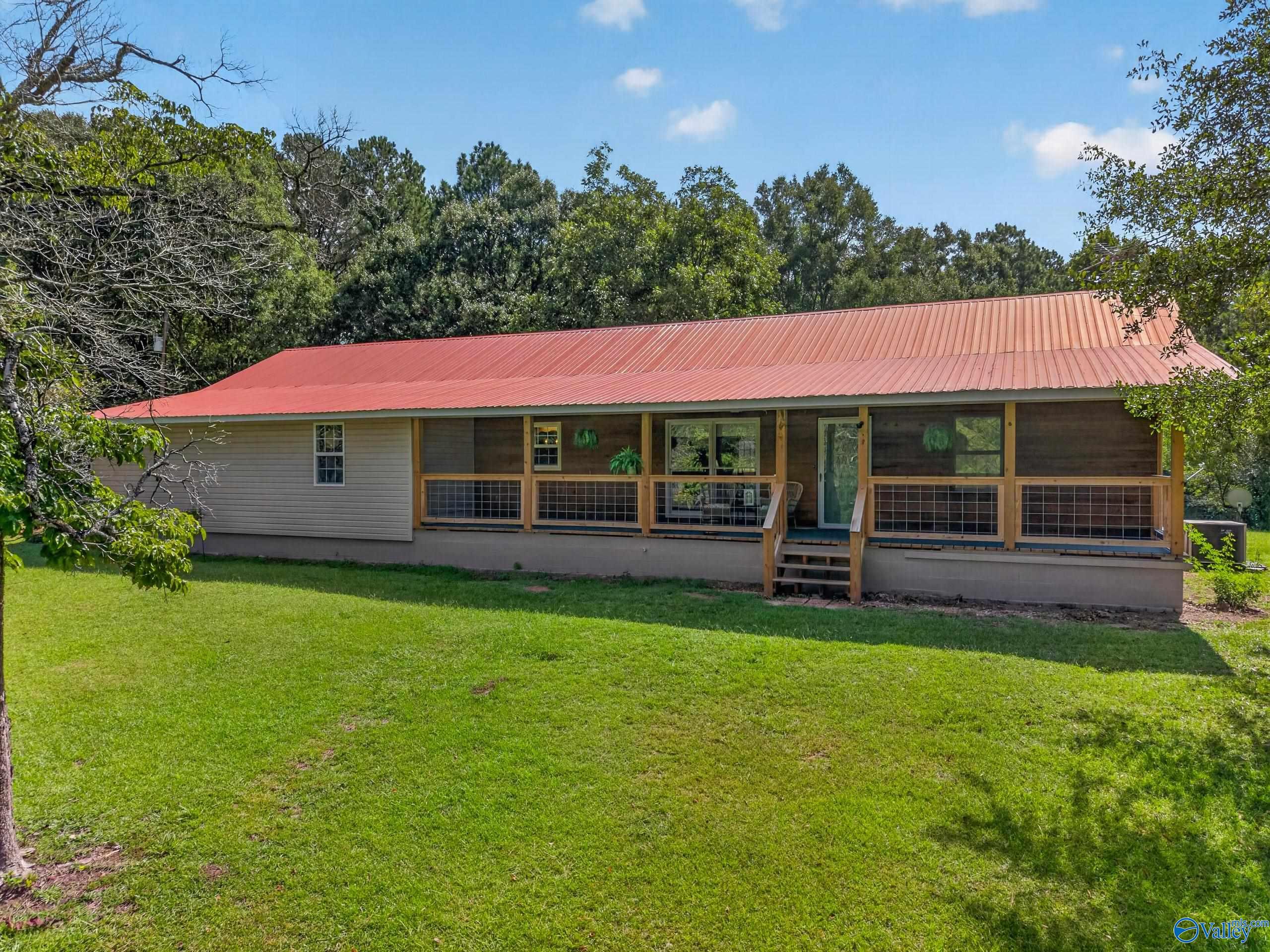 3880 Pleasant Valley Road