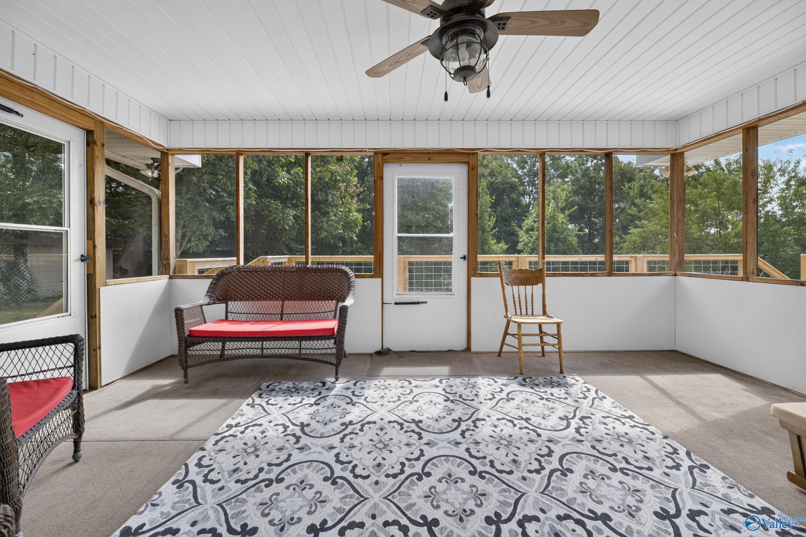 3880 Pleasant Valley Road
