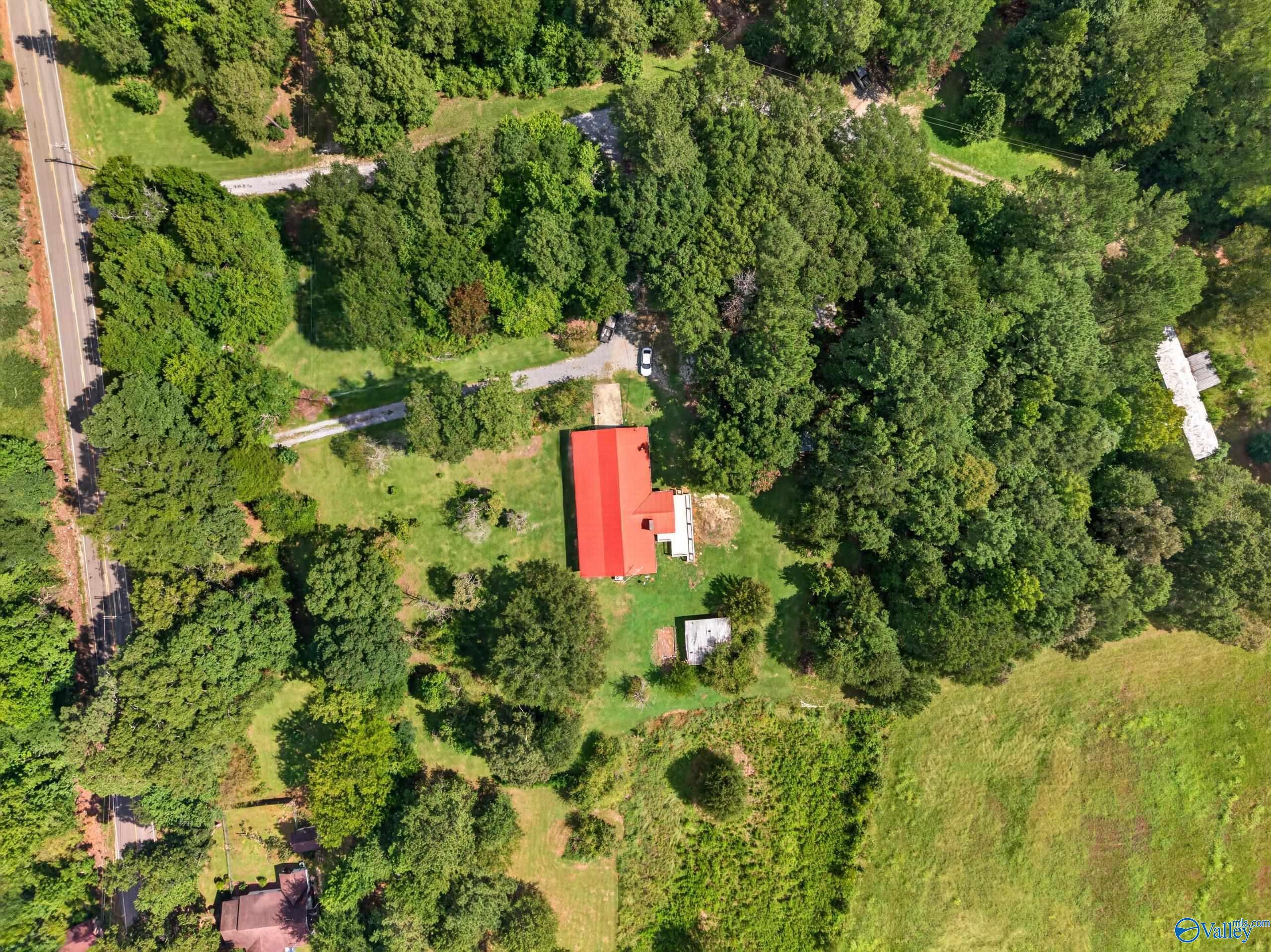 3880 Pleasant Valley Road