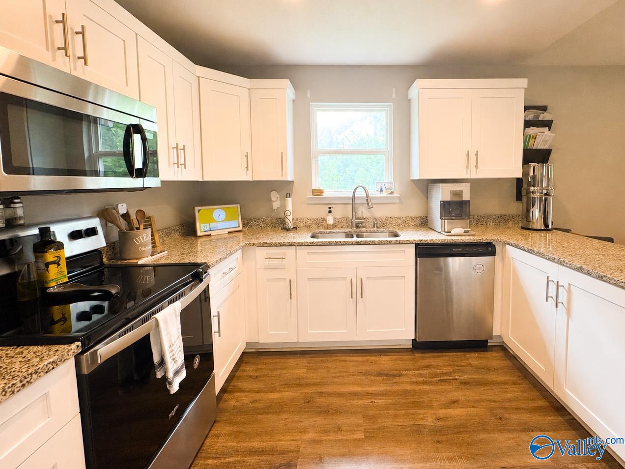2245 Madison Loop