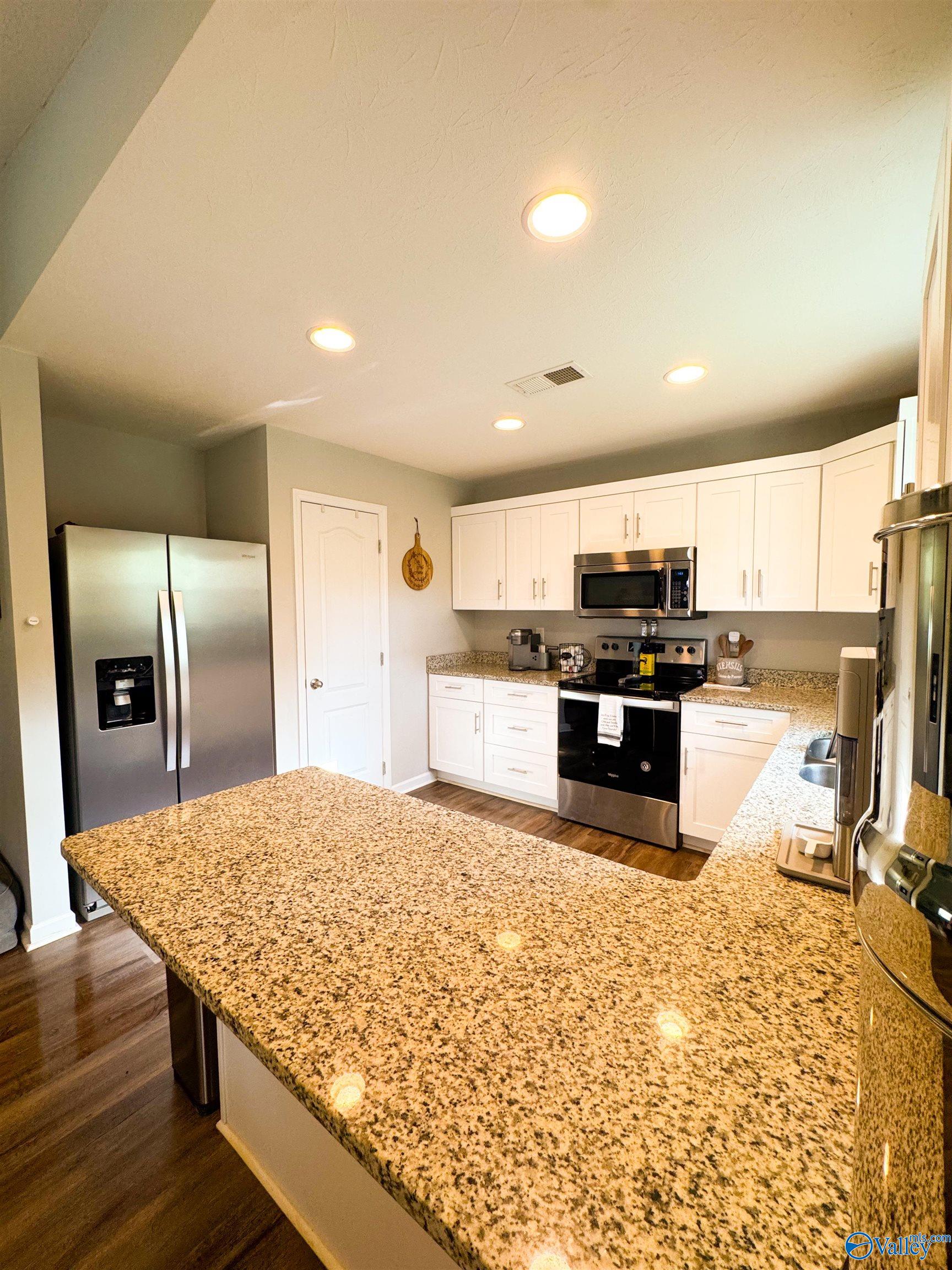 2245 Madison Loop