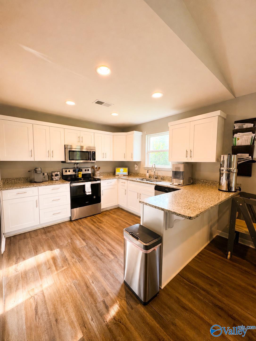 2245 Madison Loop