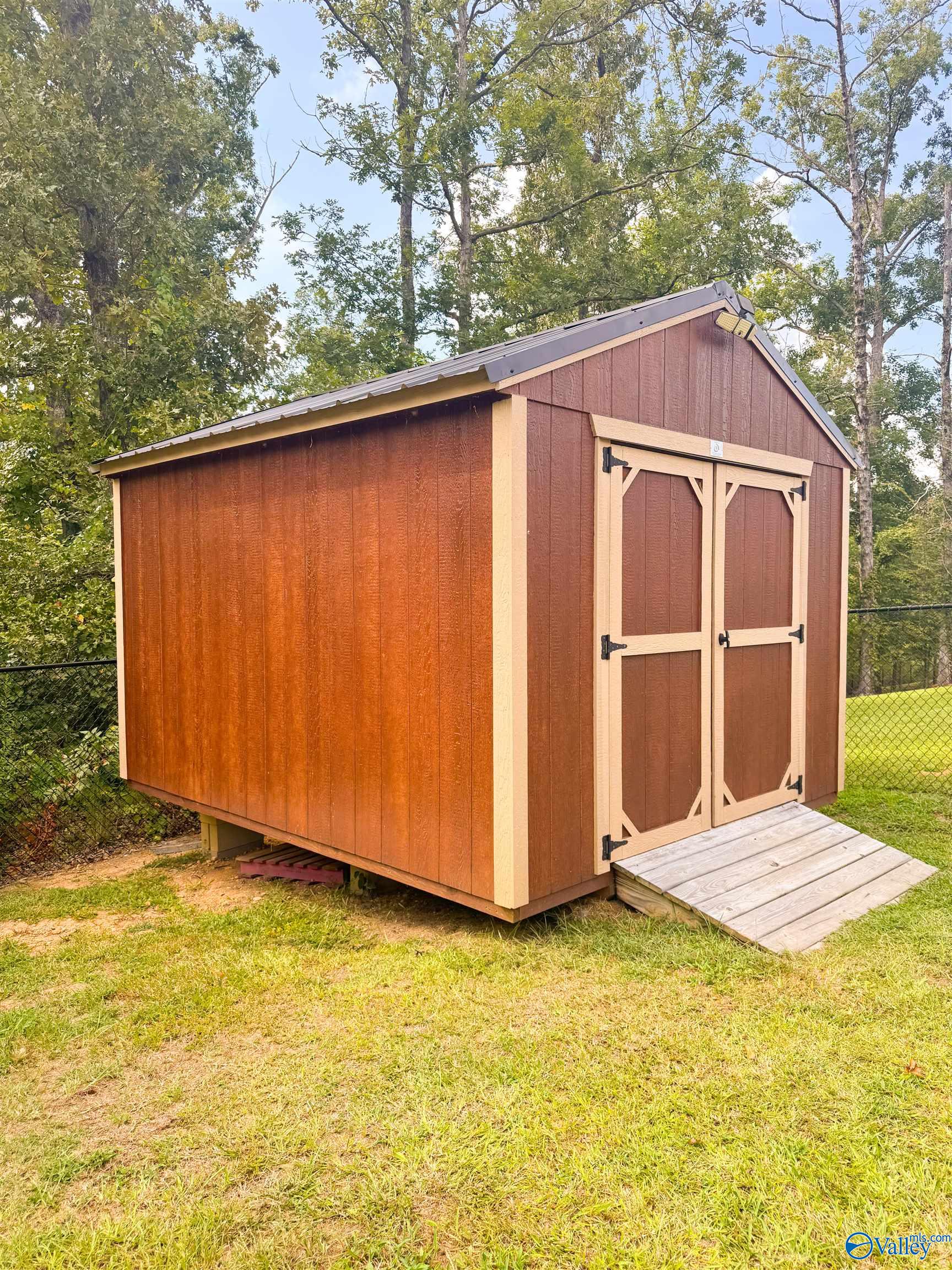 2245 Madison Loop