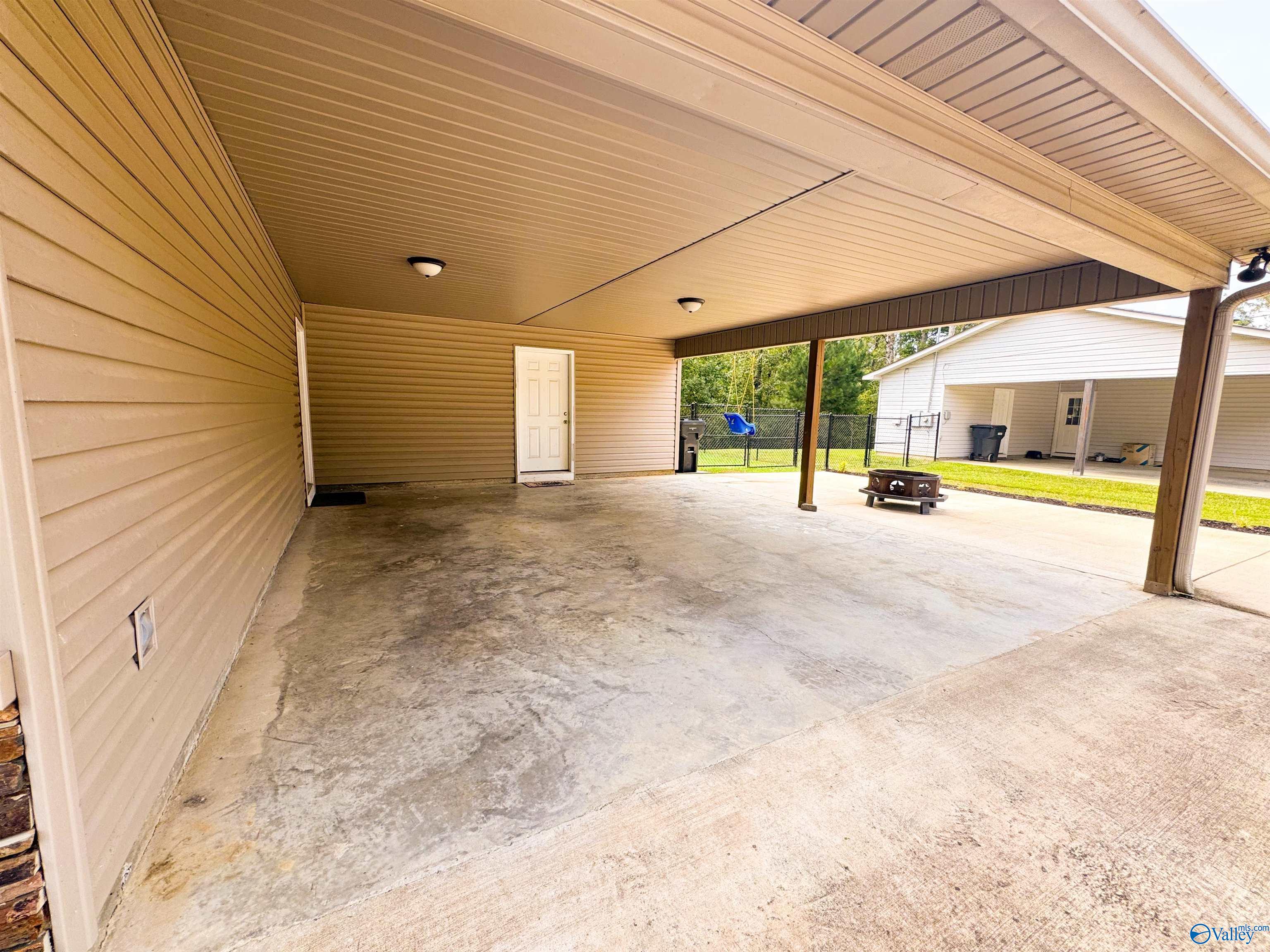 2245 Madison Loop