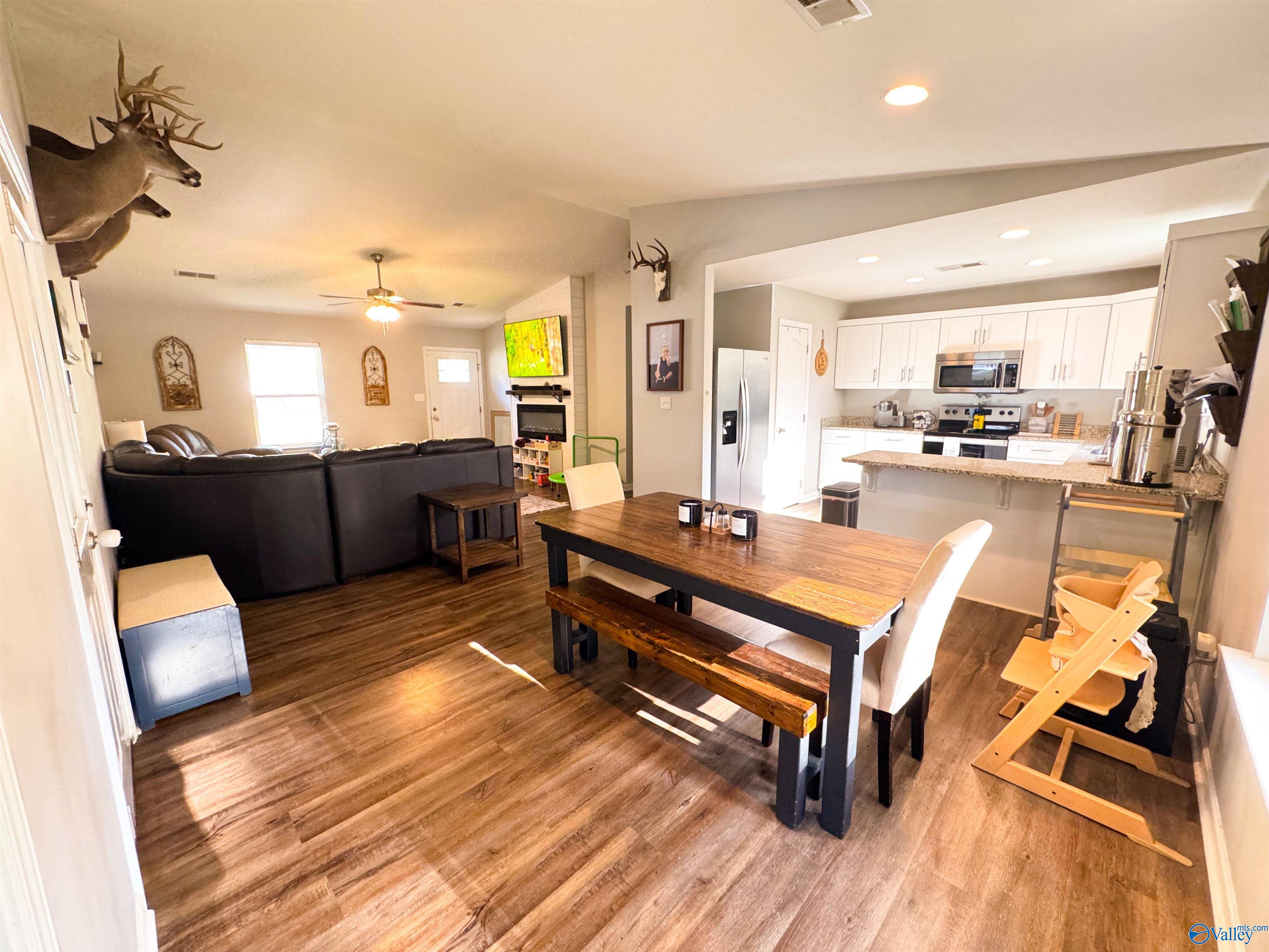 2245 Madison Loop