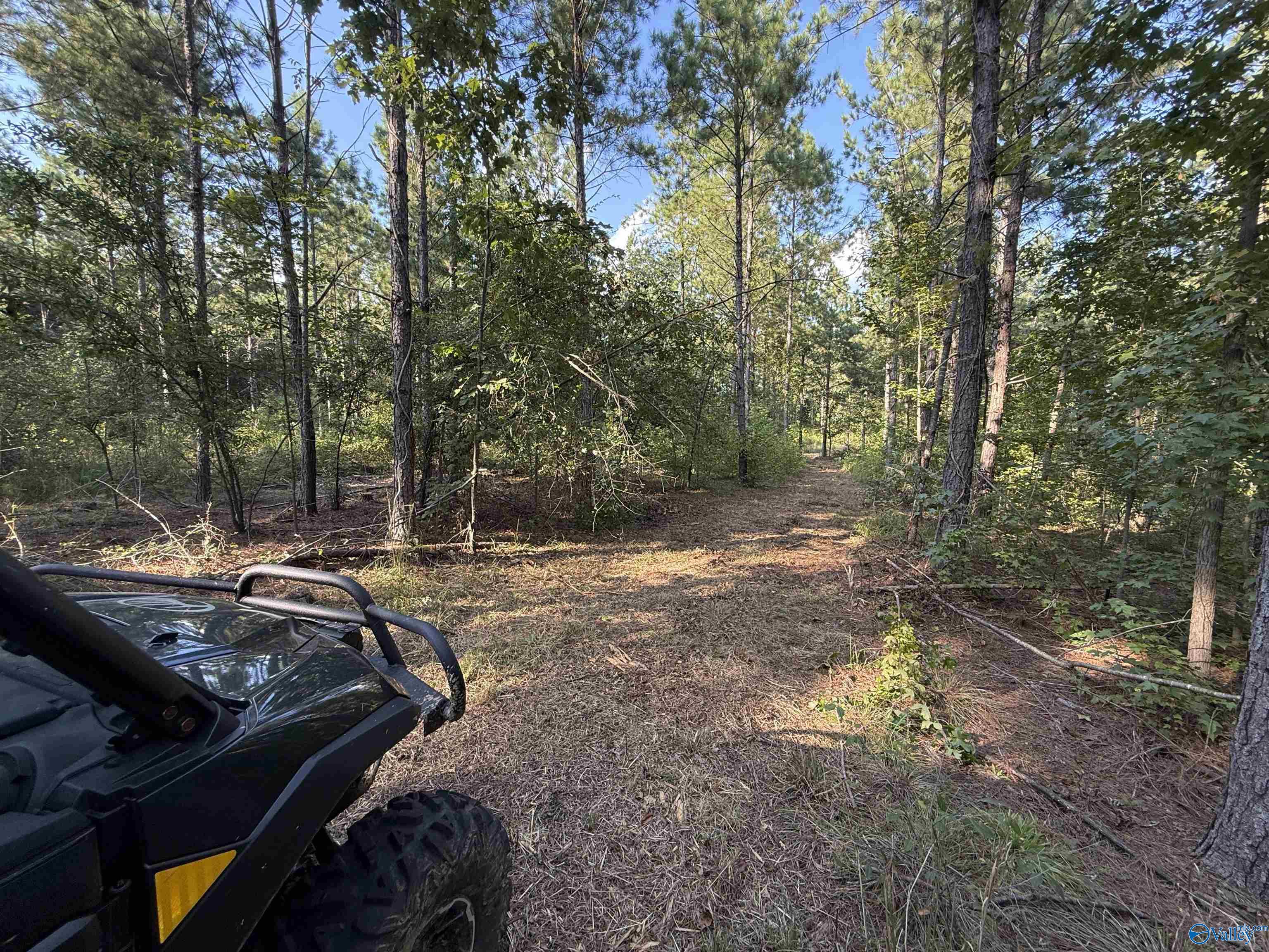 7 AC Rolling Hills Road