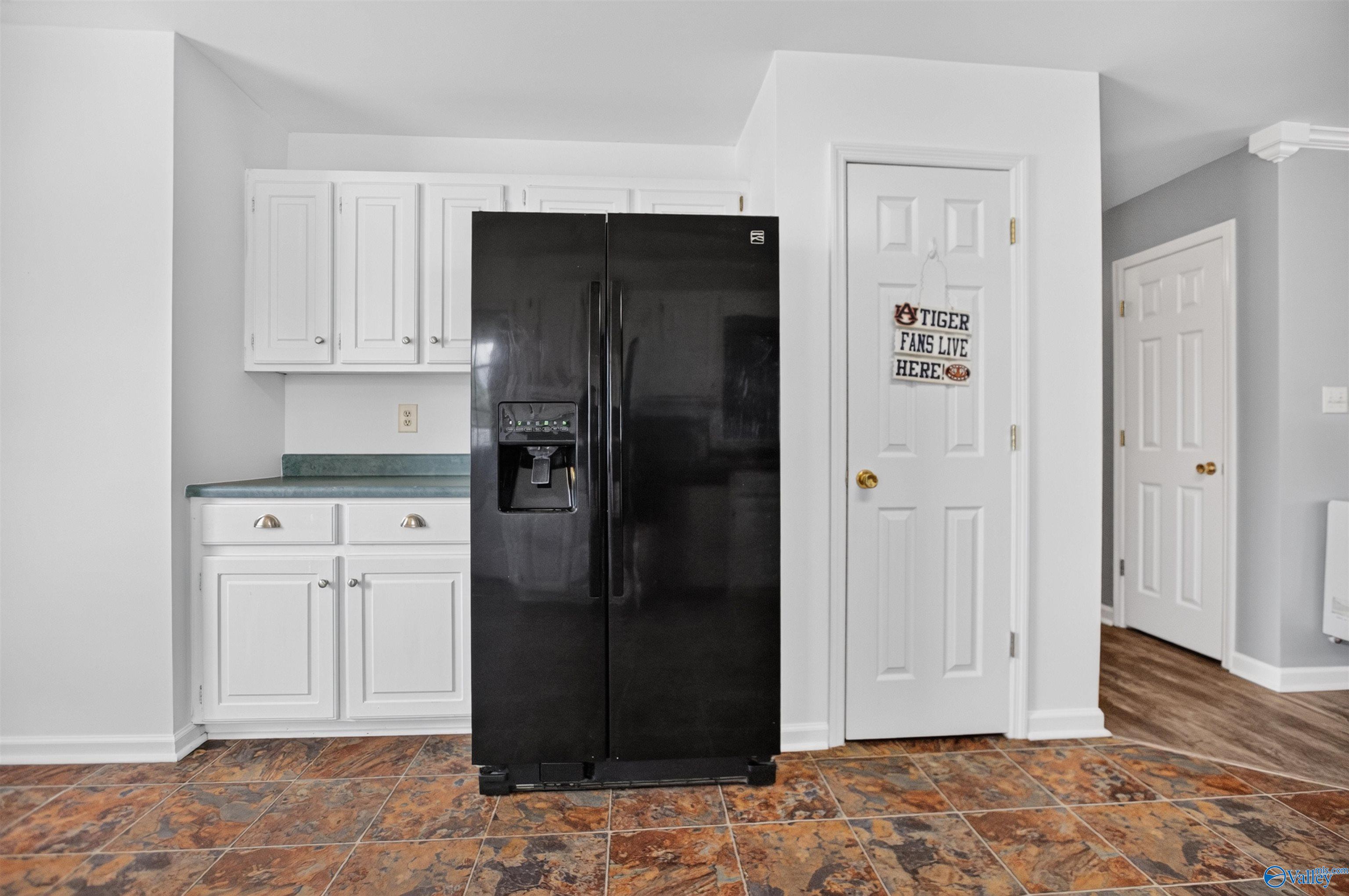 4885 Routon Lane