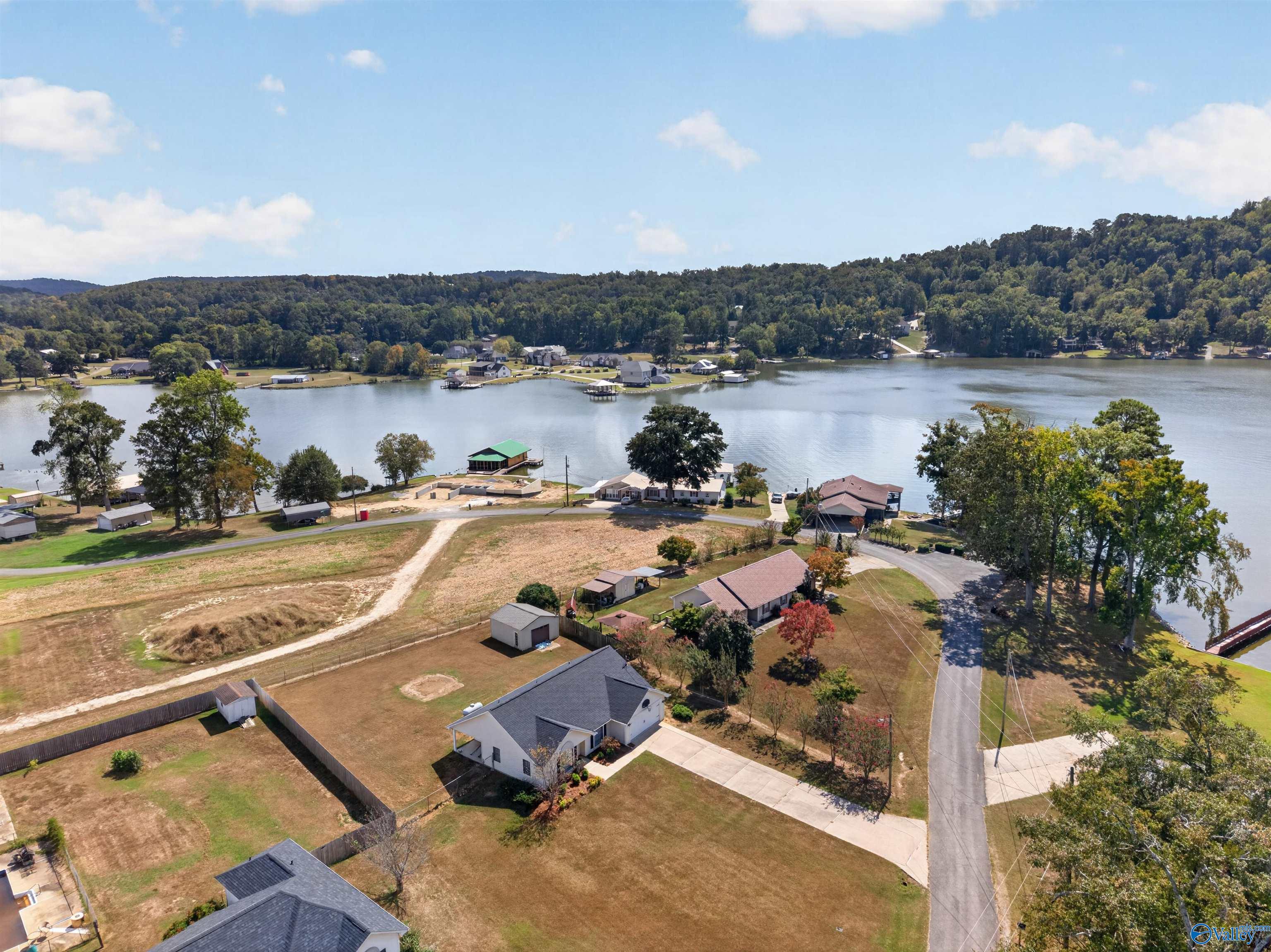 4885 Routon Lane
