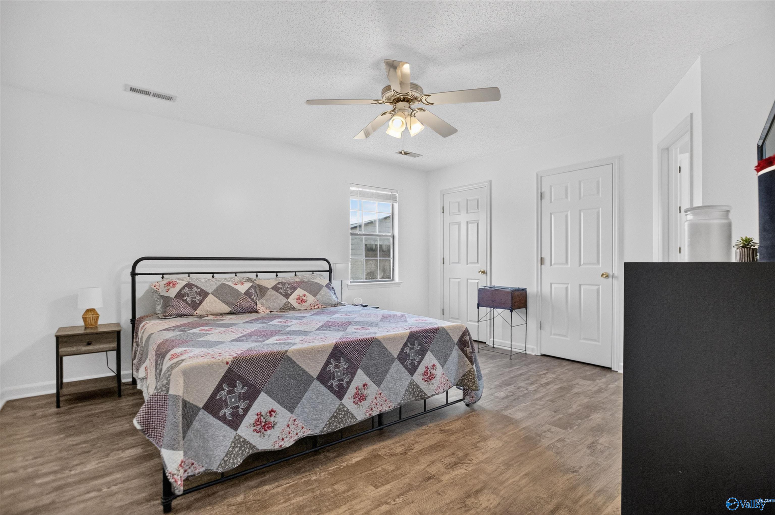 4885 Routon Lane