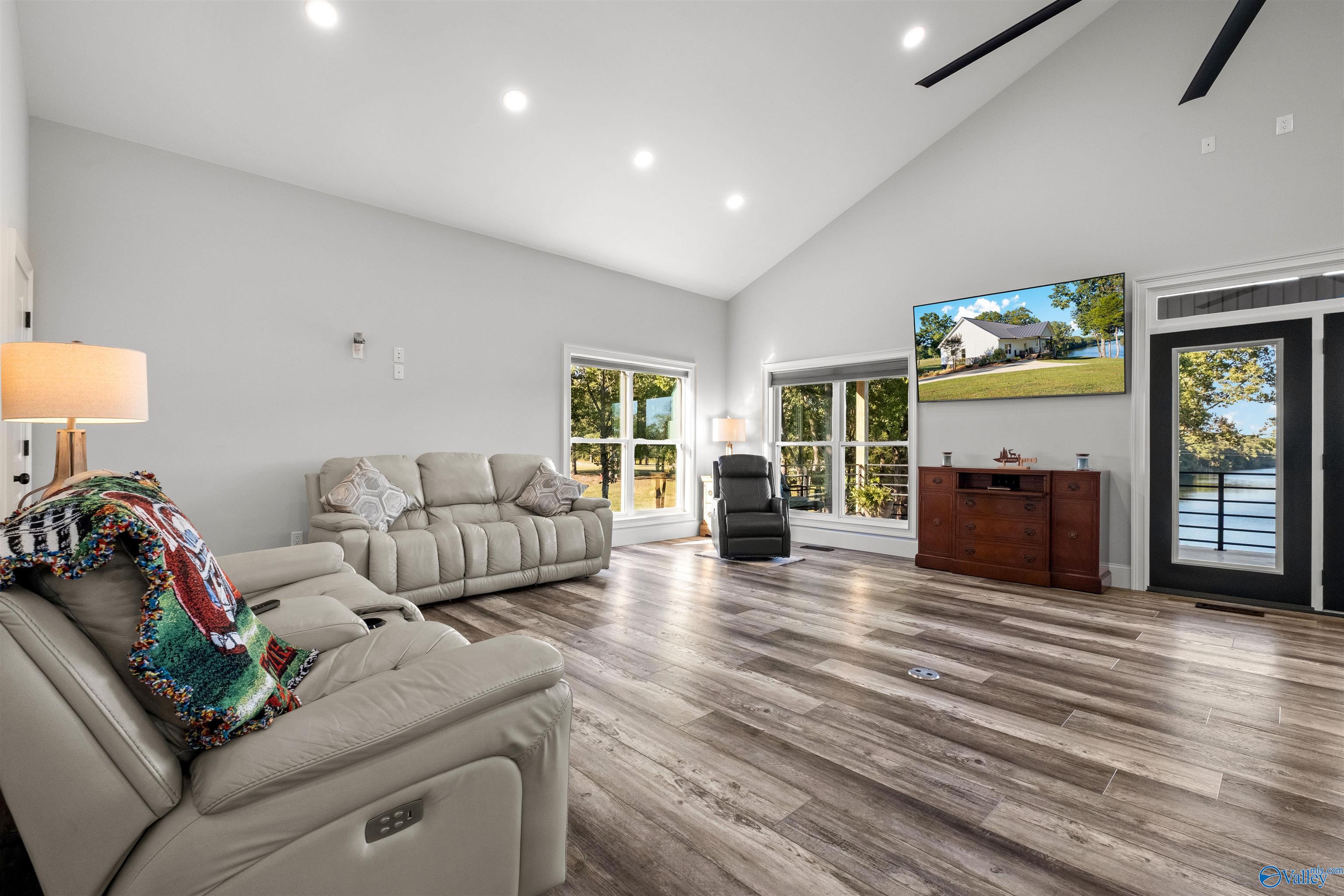 1218 Fitts Ferry Road