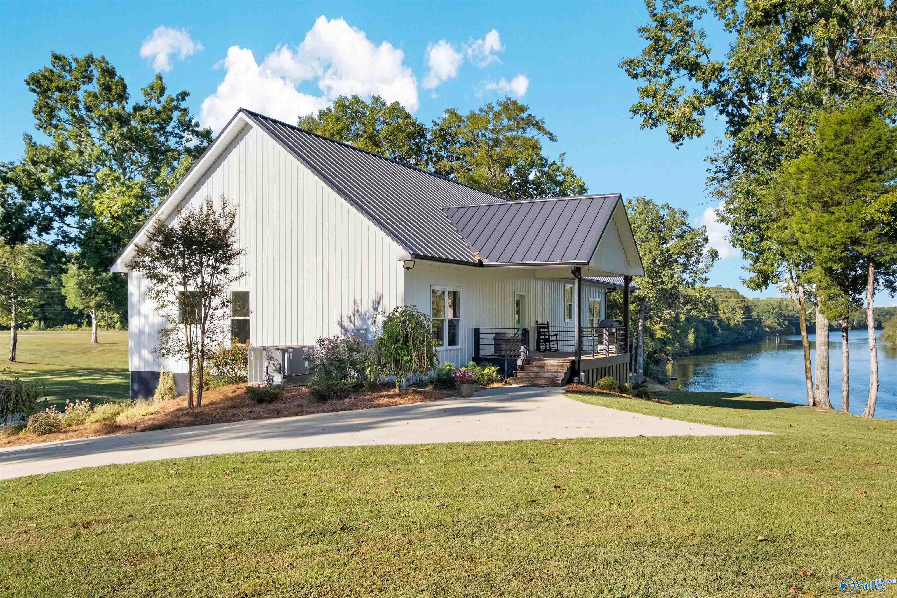1218 Fitts Ferry Road
