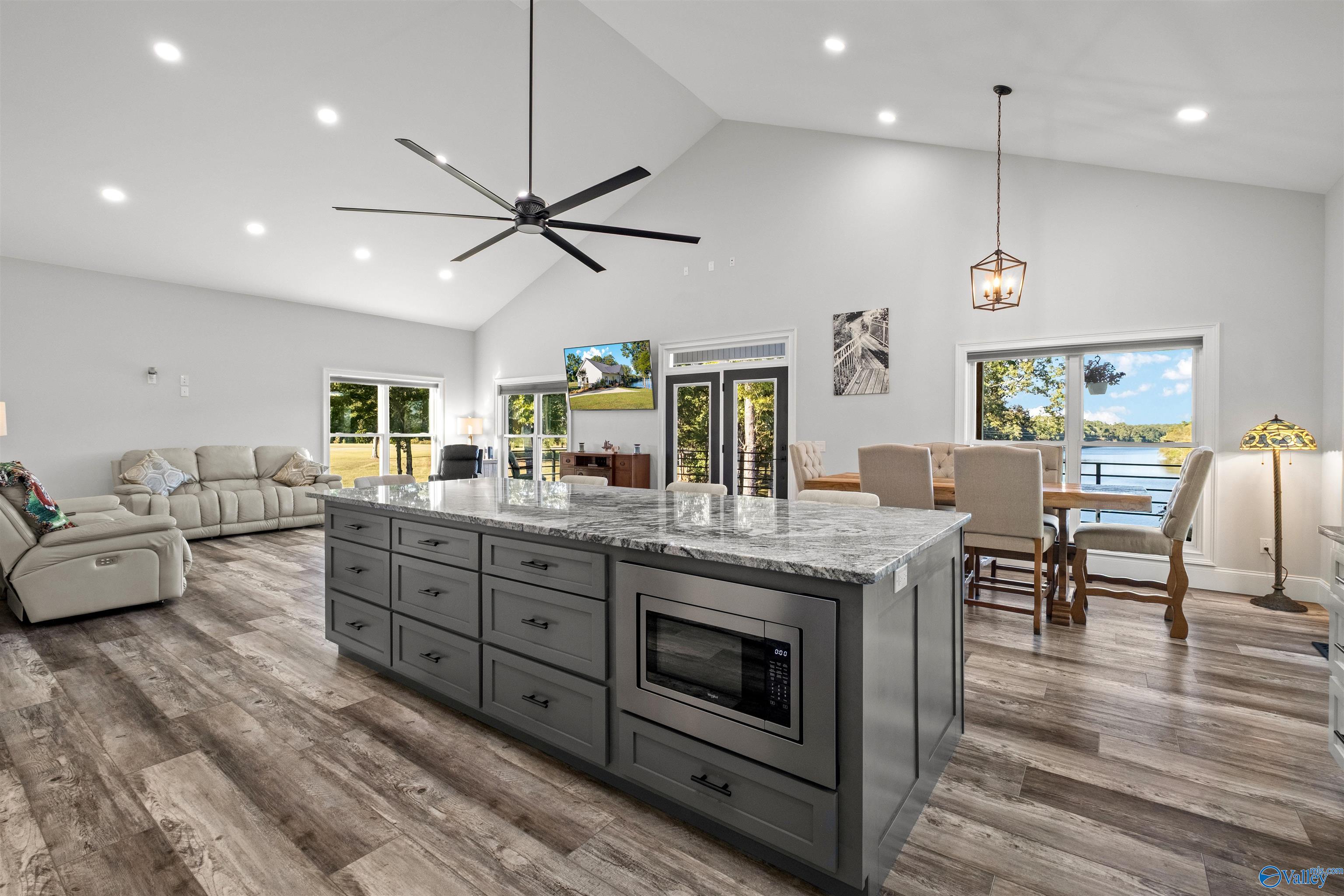 1218 Fitts Ferry Road