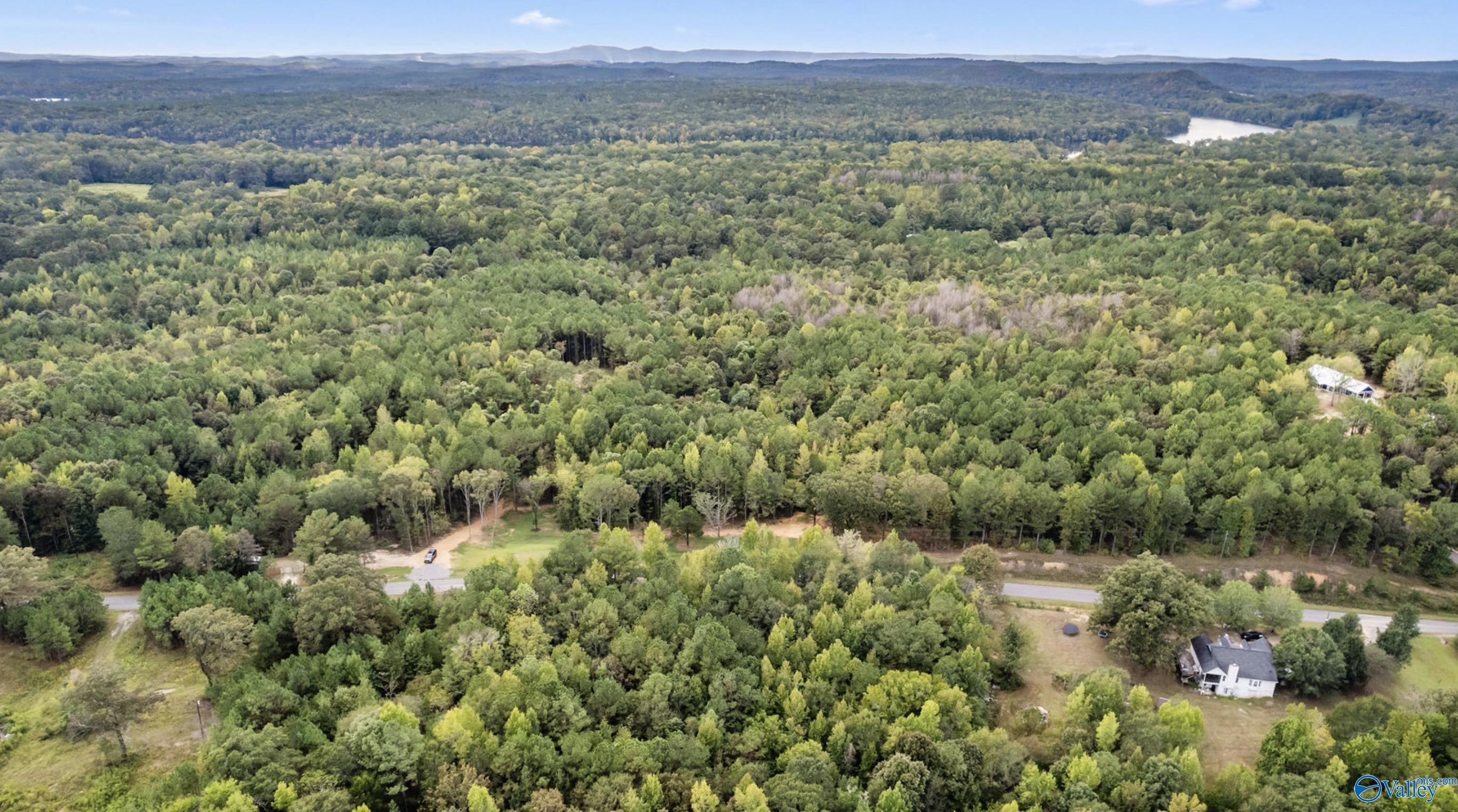 1696 Woods Bend Road