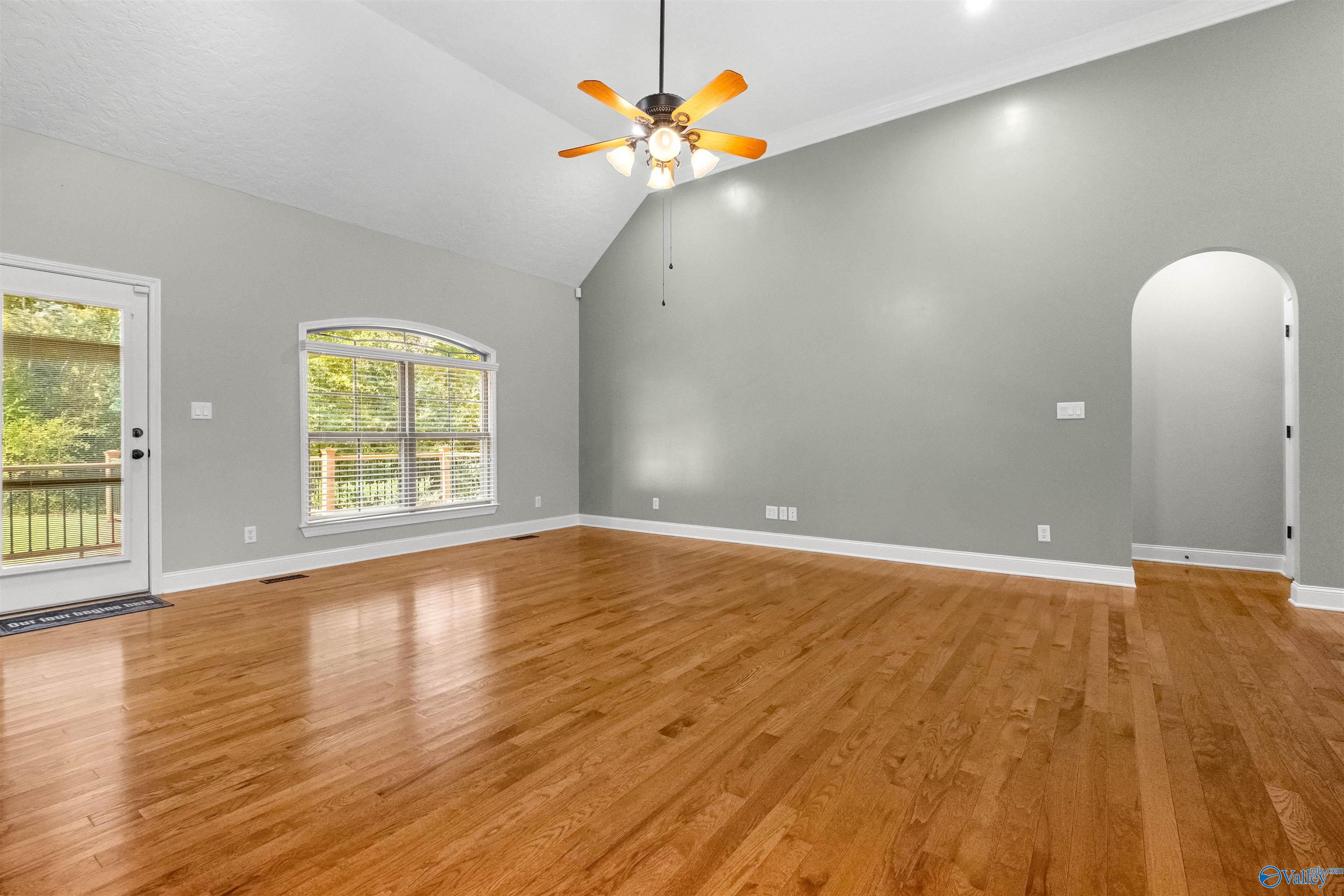 203 Laurel Wood