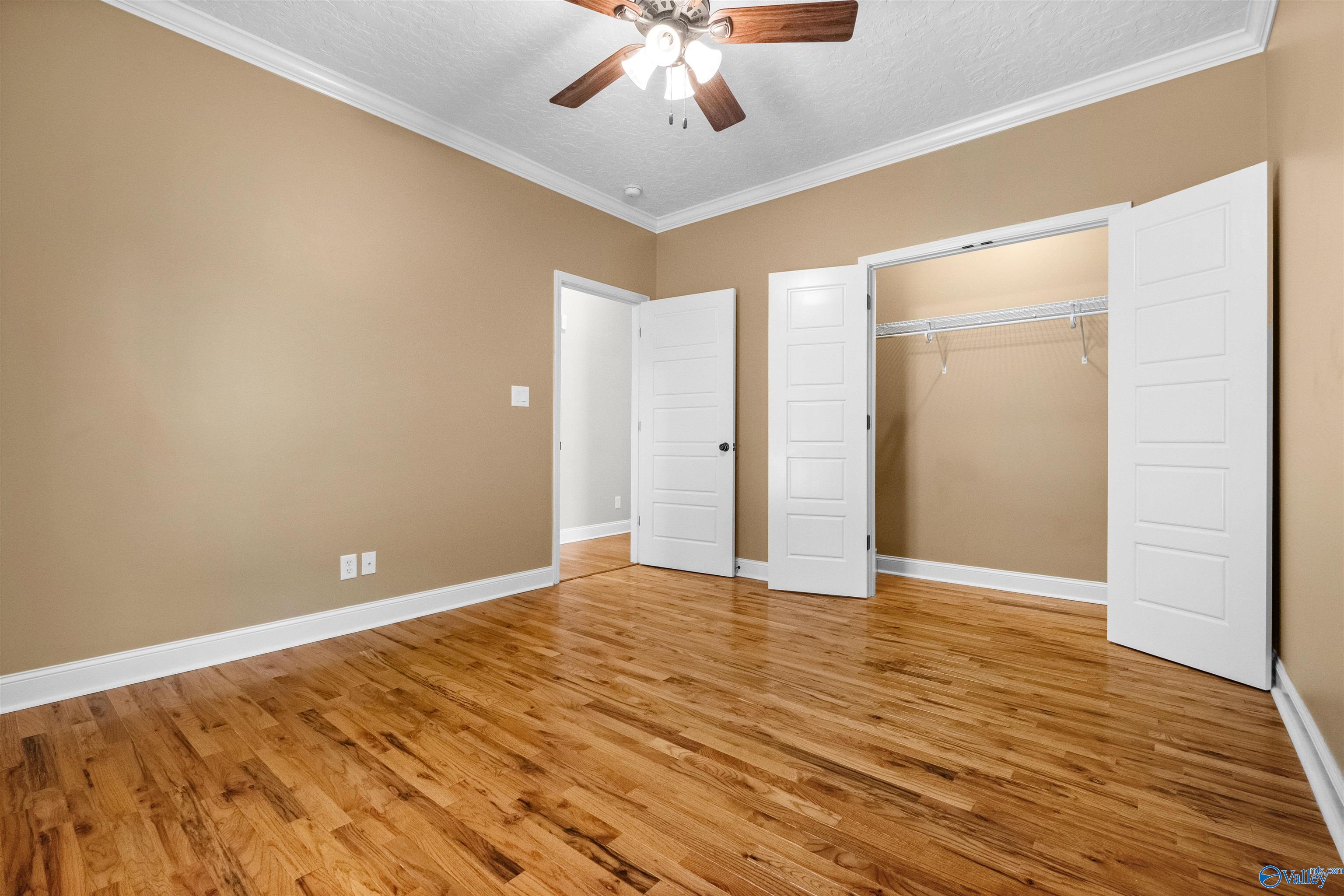 203 Laurel Wood