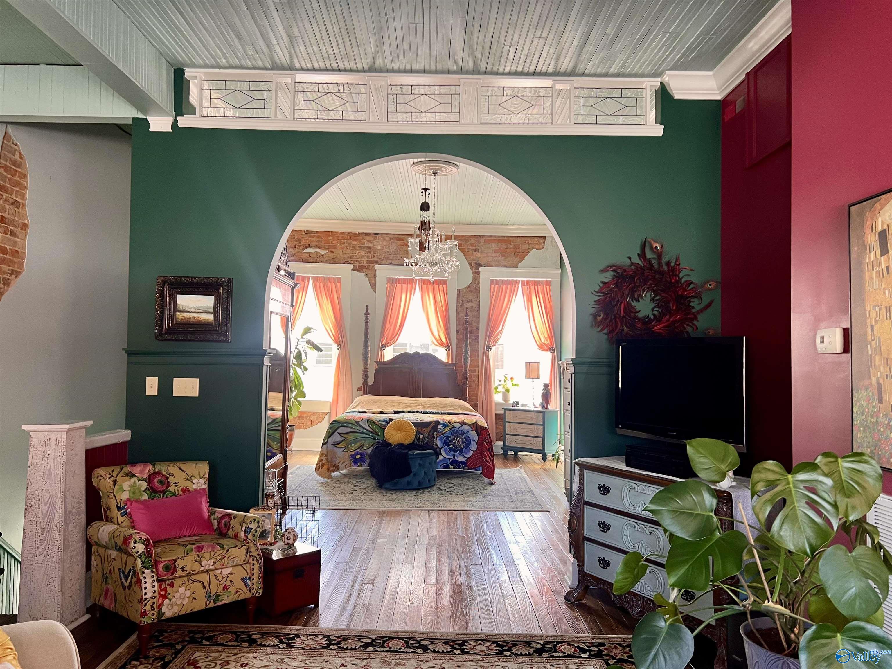 323 NW 5th Avenue # B
