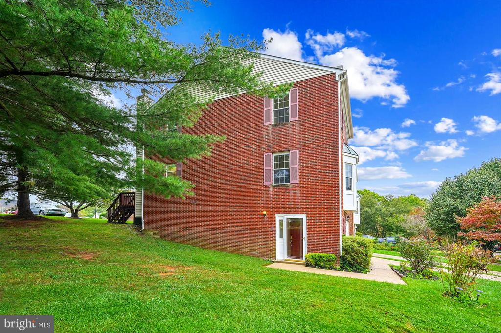 13131 Broadmore Rd