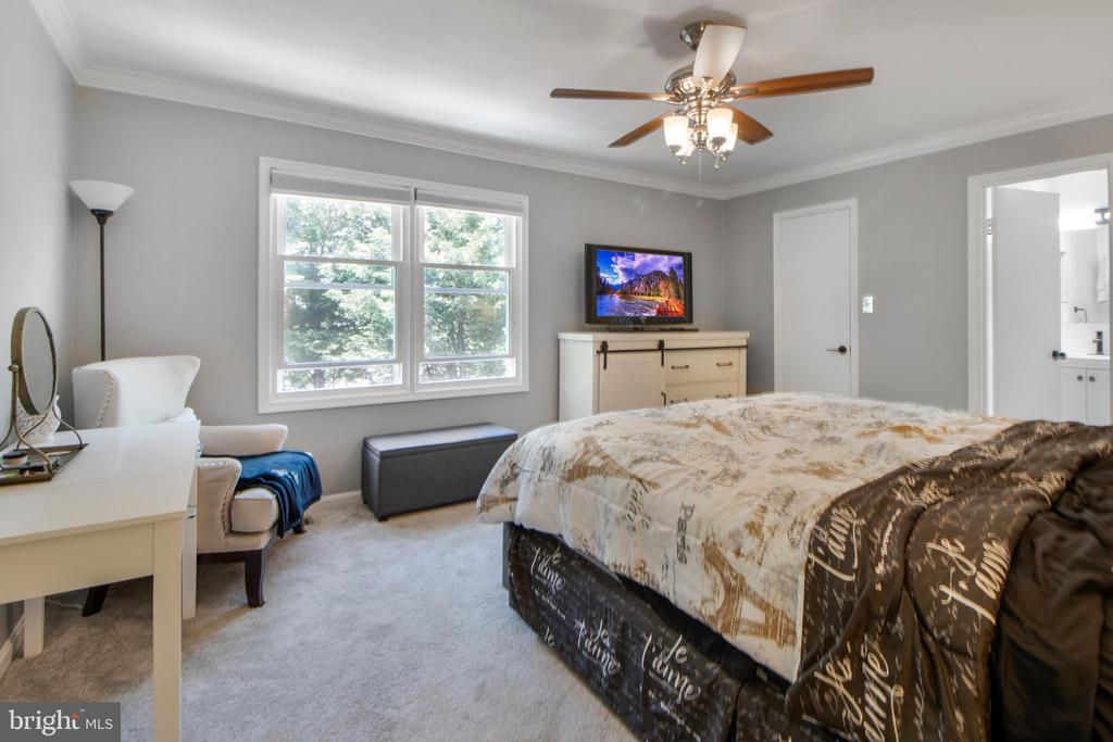 14432 BAKERSFIELD CT