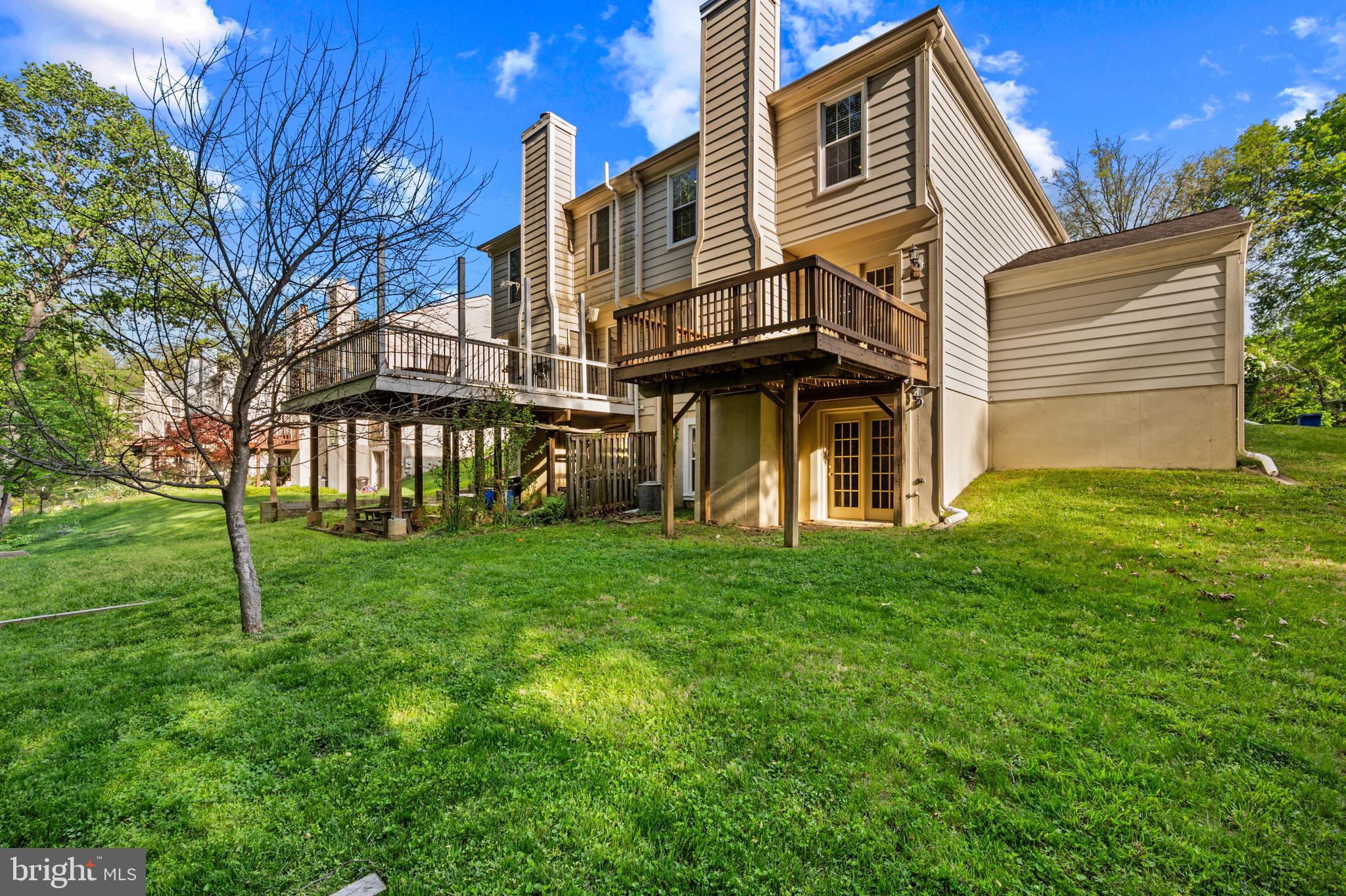 11455 Oak Leaf Dr