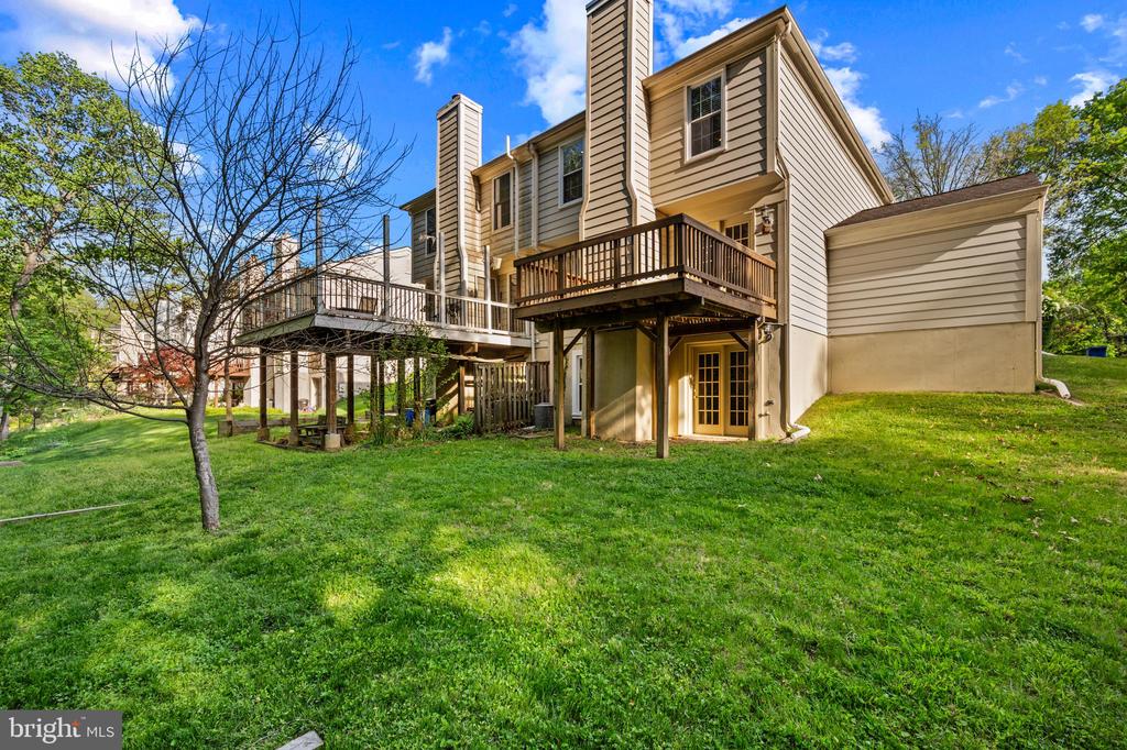 11455 Oak Leaf Dr